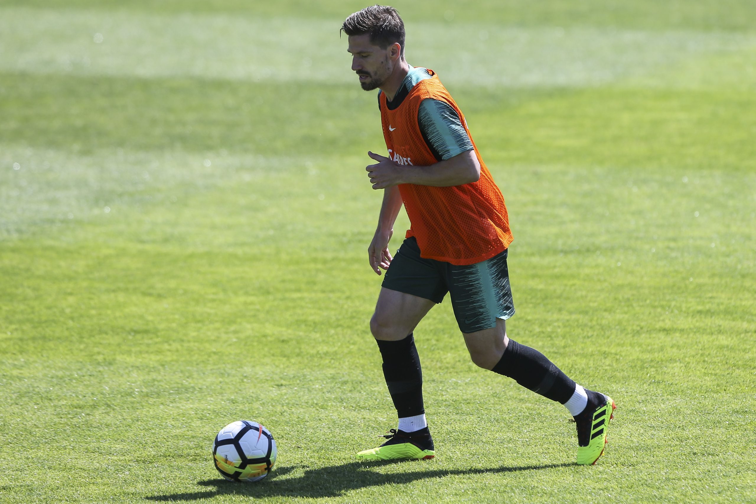 Adrien falha particular de Portugal com a Bélgica