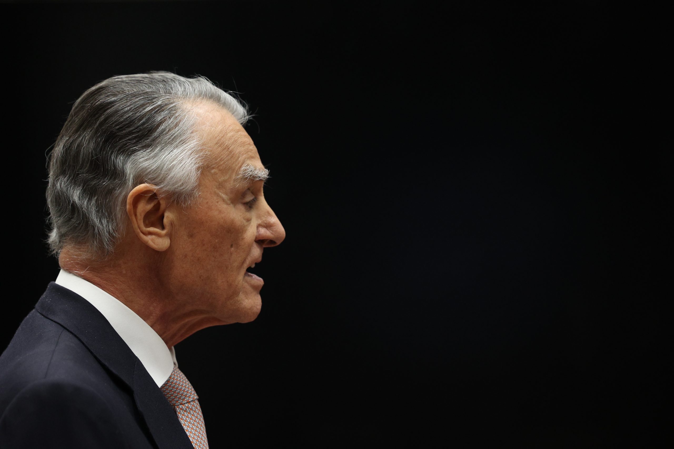 Cavaco Silva apela ao voto da AD e alerta para “partidos extremistas”