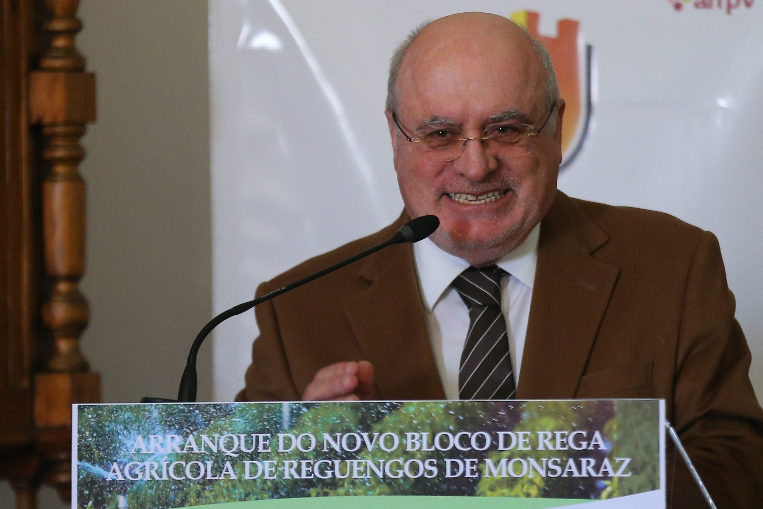 Ministro da Agricultura vê com “estupefação” protesto de lesados dos incêndios