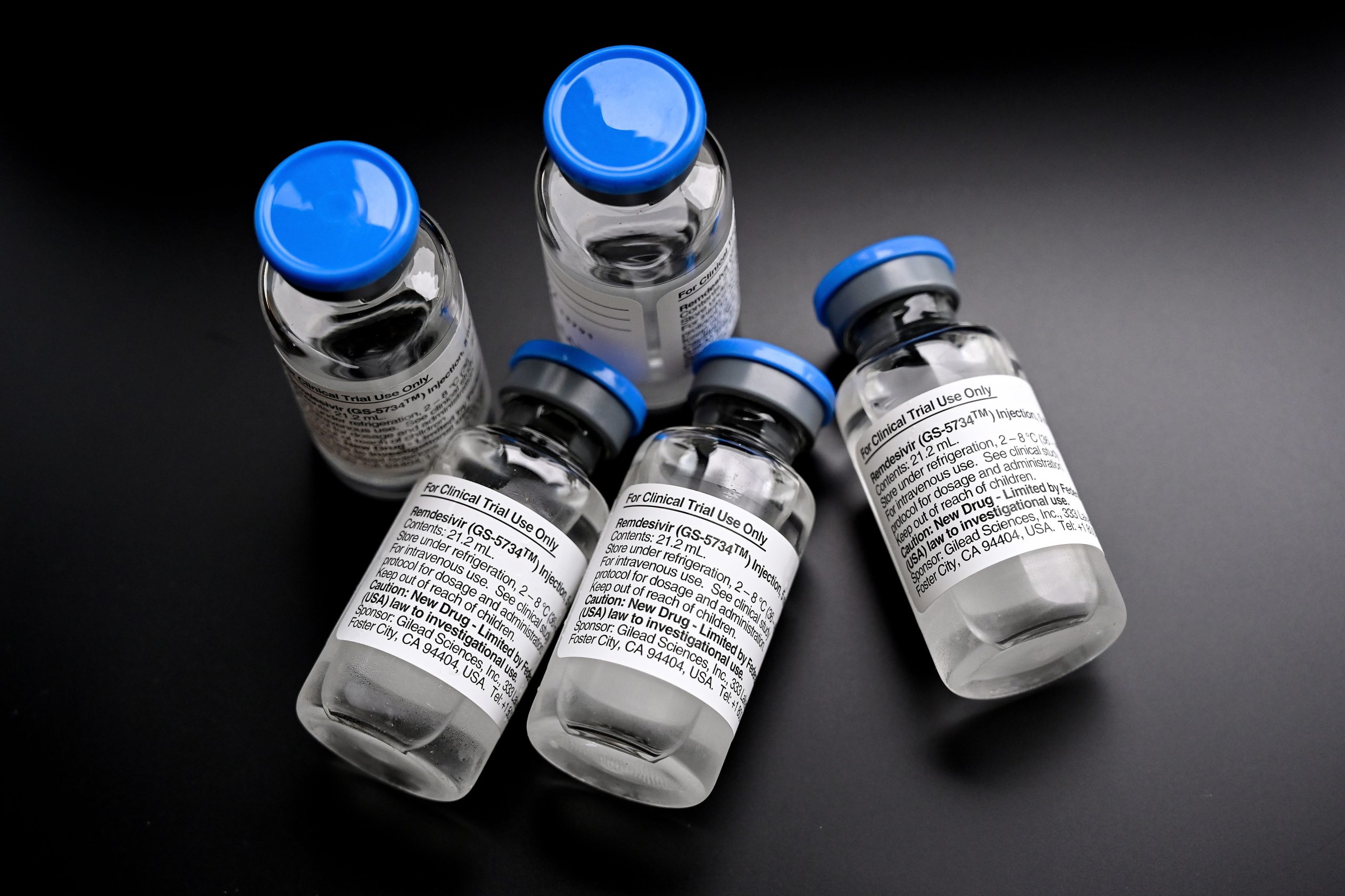 Covid-19: Gilead Sciences defende remdesivir perante posição da OMS, que desaconselha o seu uso