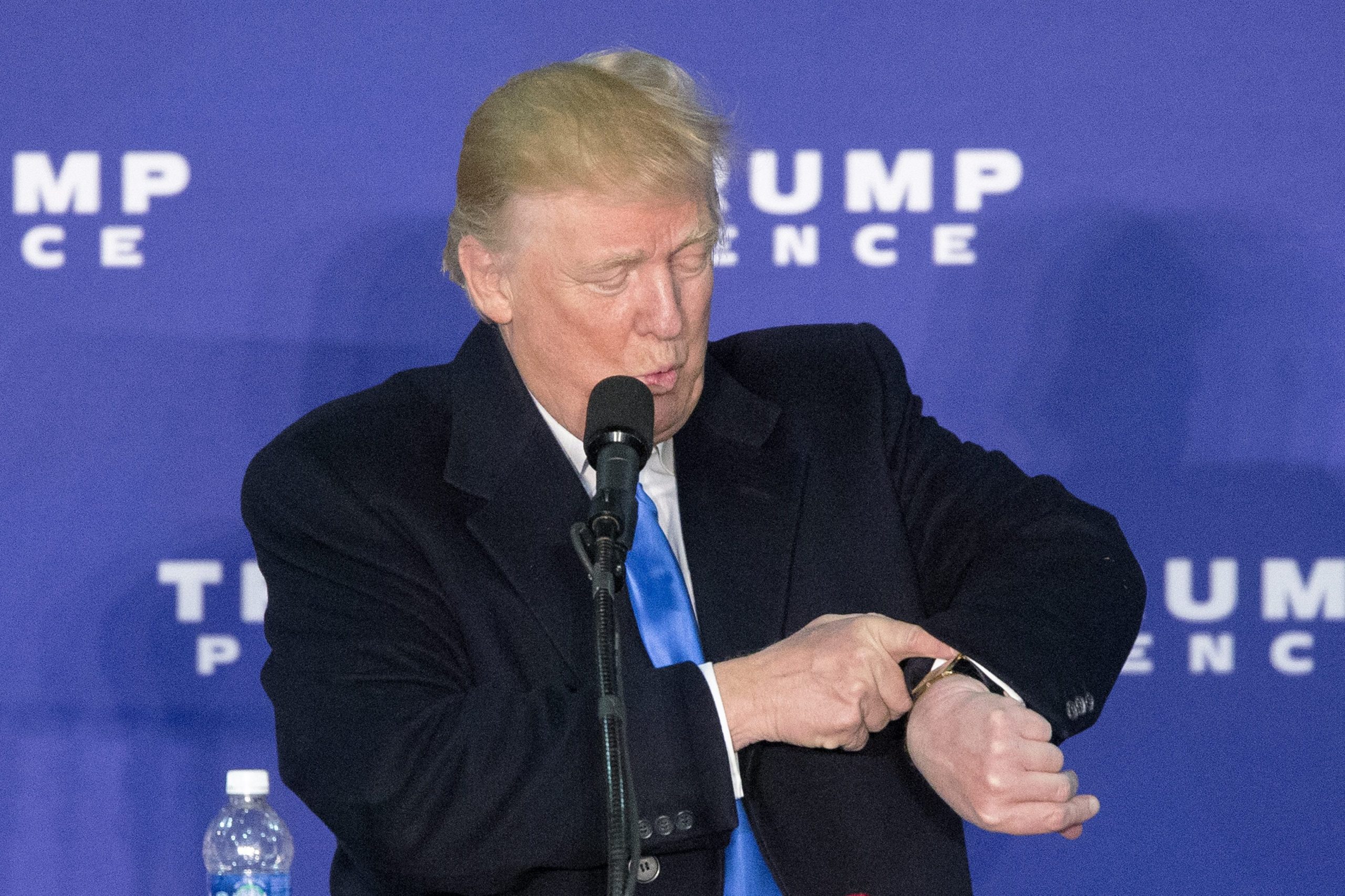 “Vamos recuperar a Casa Branca”, diz Trump aos republicanos