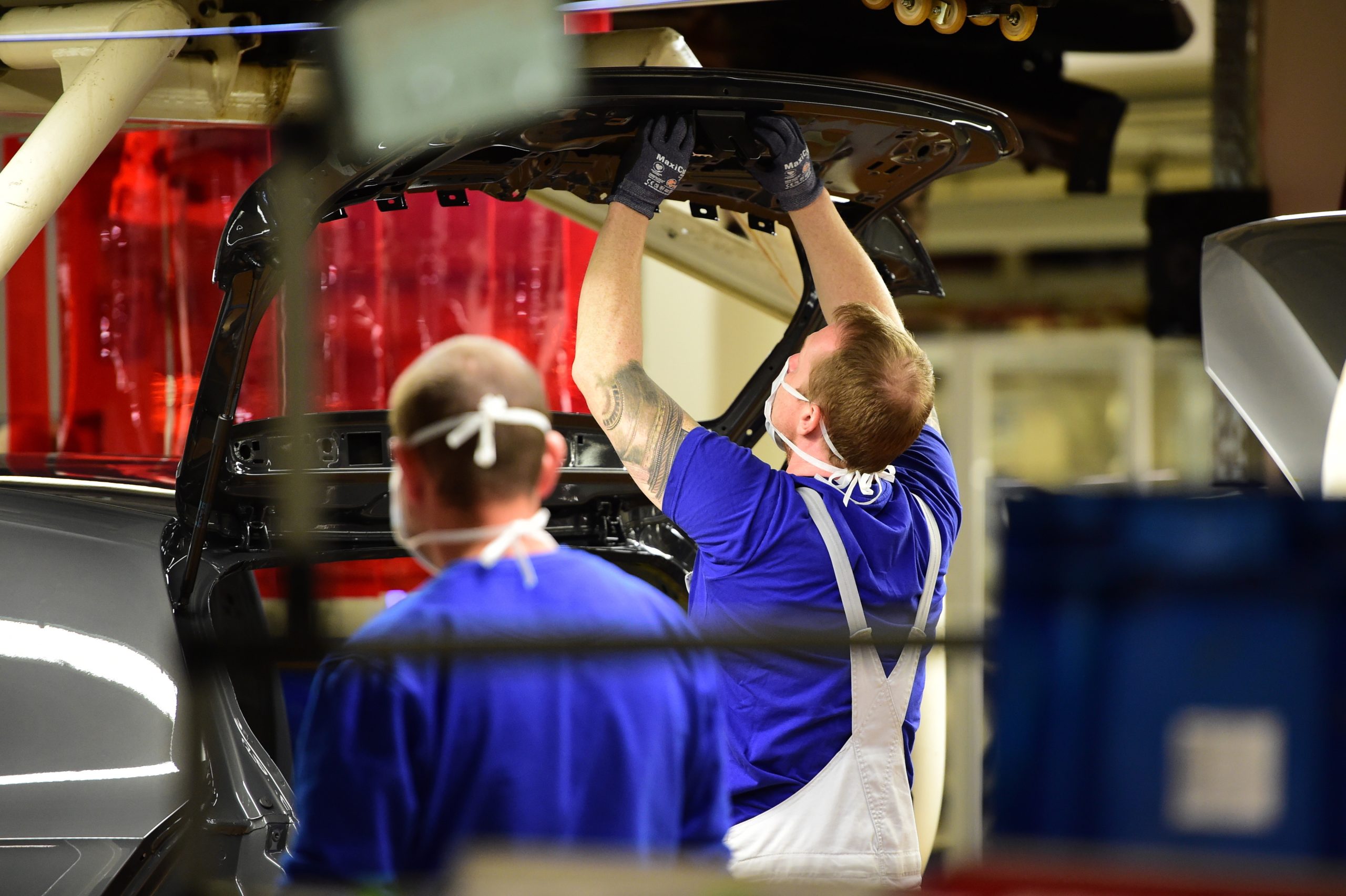 Fabricantes para indústria automóvel estimam perda de 12 mil postos de trabalho