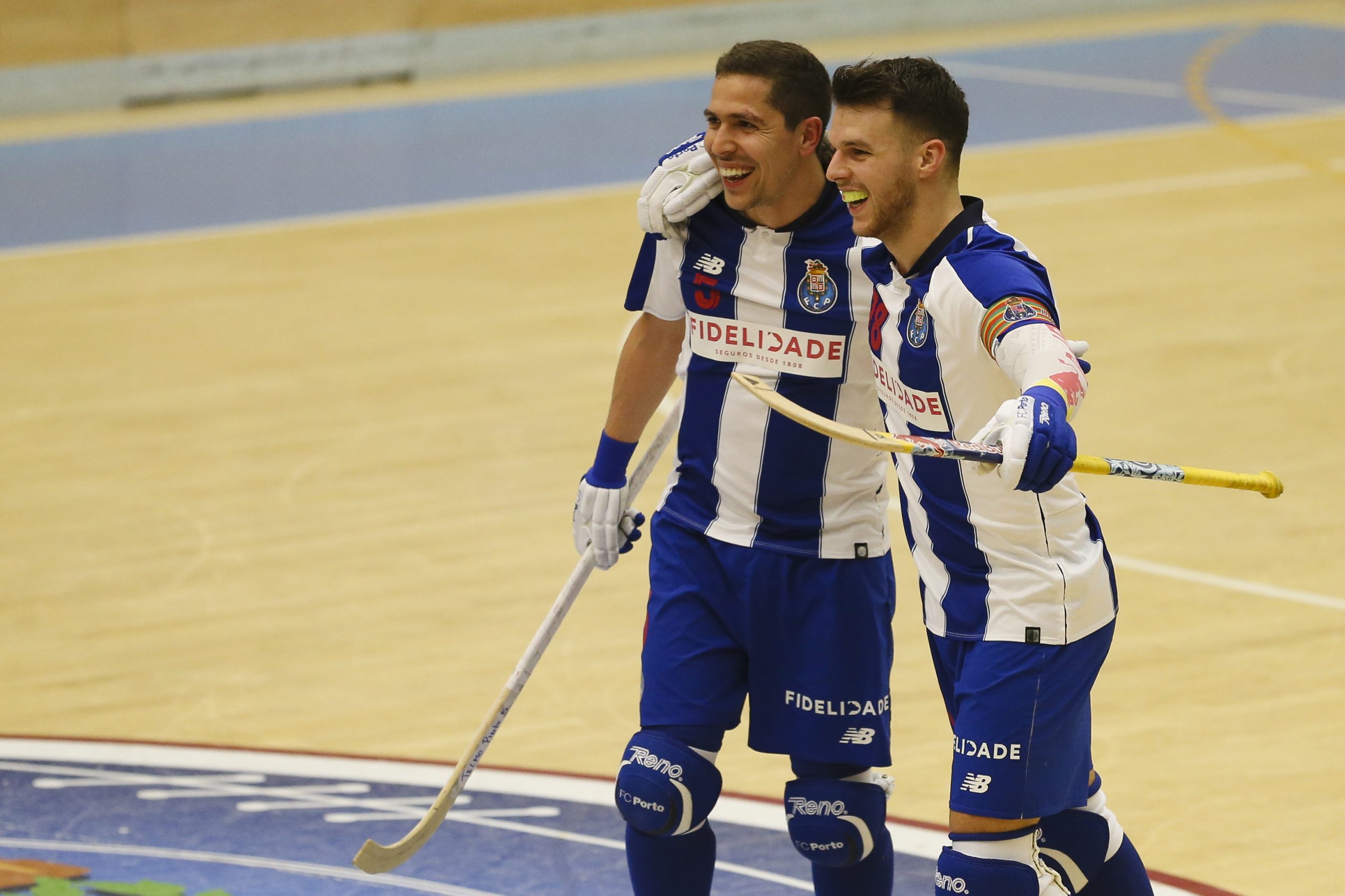 FC Porto vence campeão FC Barcelona e está na final da Liga Europeia de hóquei