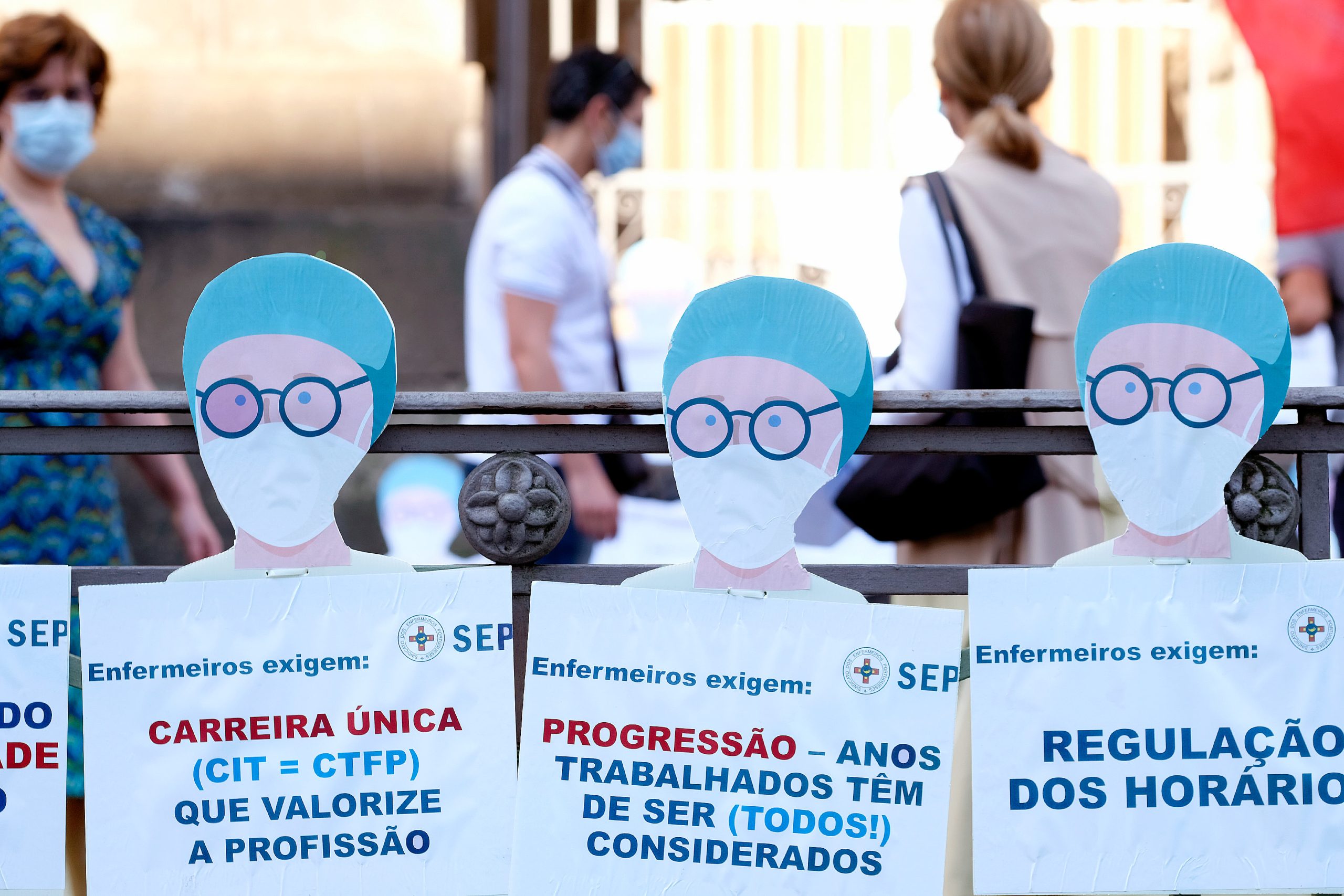 Enfermeiros pedem fim de discriminação na carreira. “Não basta o reconhecimento em palavras””