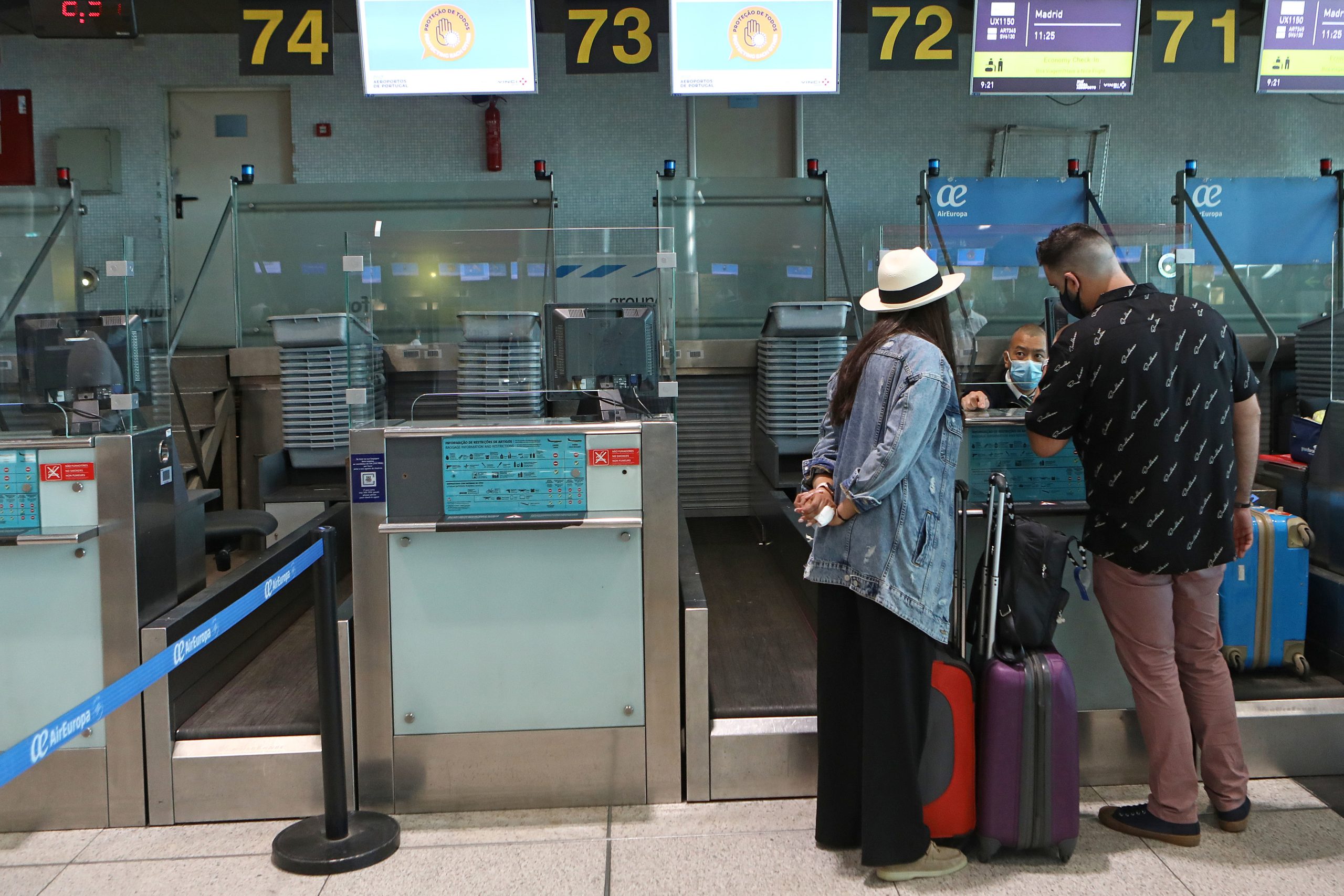 Transporte aéreo sobe em agosto, mas fica ainda 40% abaixo do período pré-pandemia