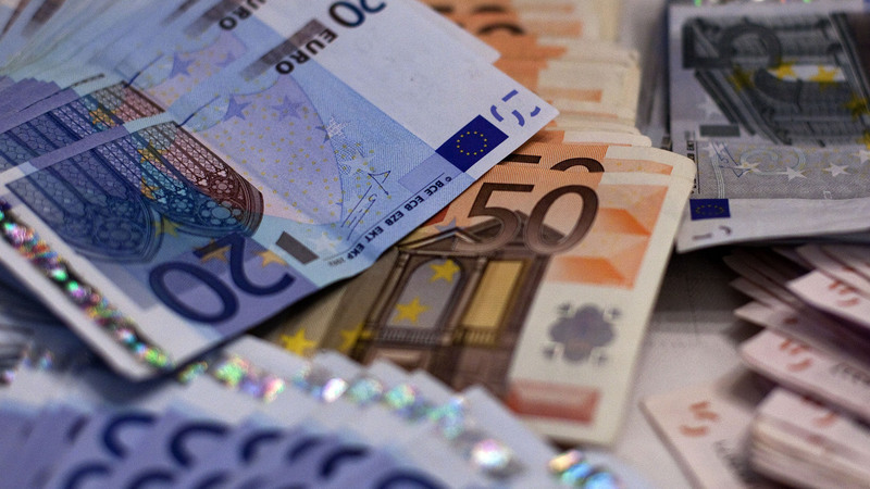 Dívida pública desce para 269,8 mil milhões de euros em novembro