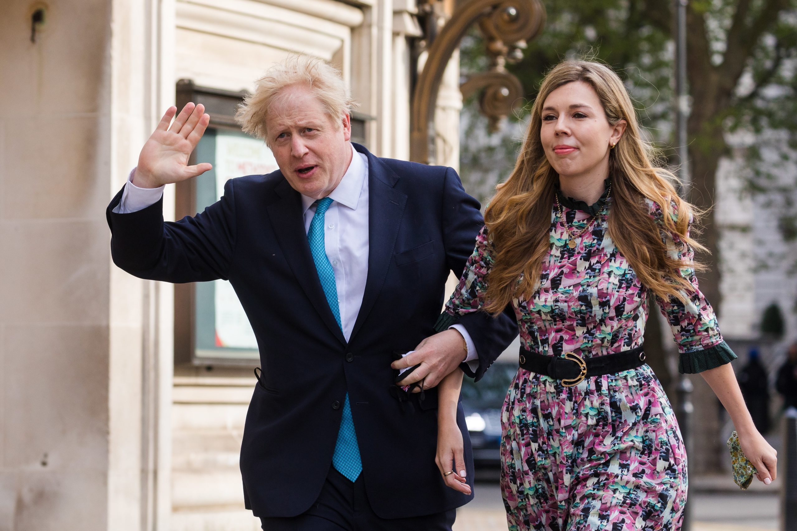 Downing Street confirma que Boris Johnson se casou com Carrie Symonds em segredo