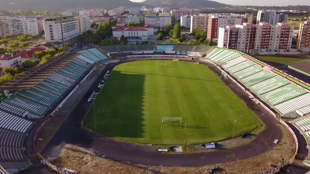 Cinco candidatos discutem sexta-feira eleições inéditas no Vitória de Setúbal