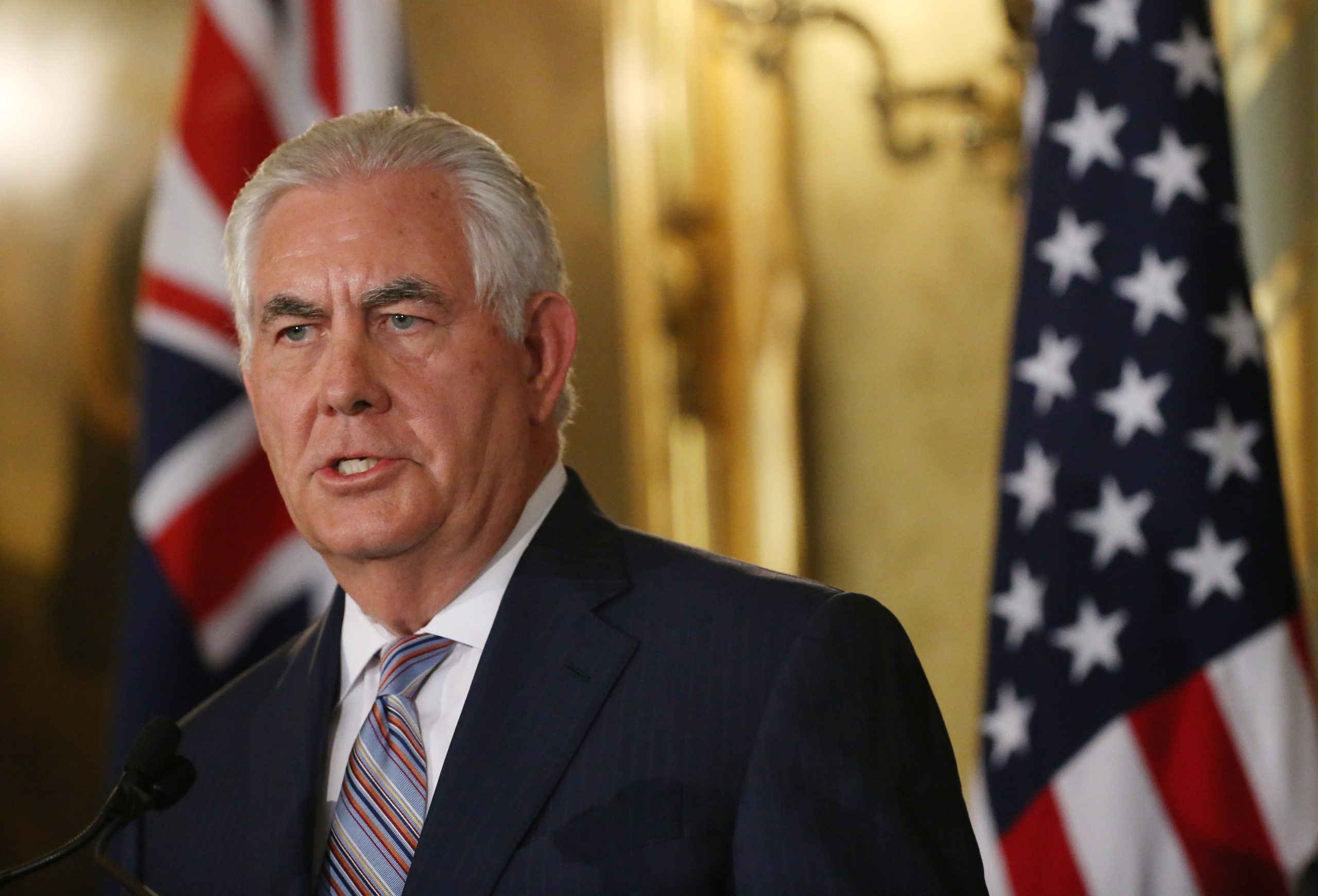 Rex Tillerson diz que Trump quer “manter-se comprometido” com questões sobre o clima