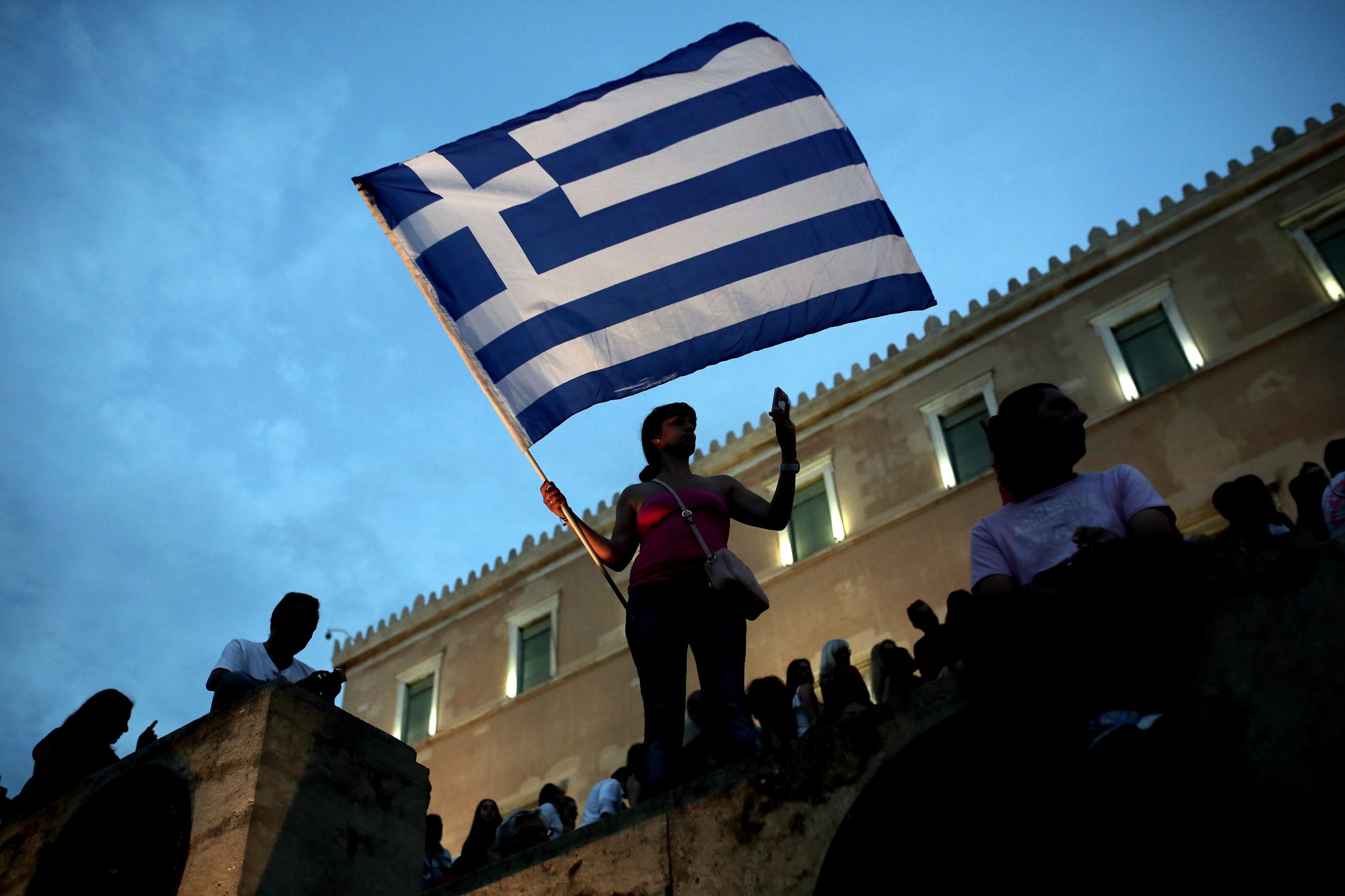 Manifestação anti-austeridade em Atenas termina em confrontos
