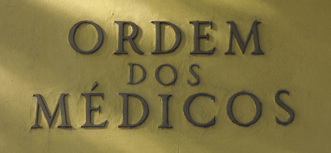 Médicos Rui Nunes e Carlos Cortes disputam segunda volta das eleições para bastonário