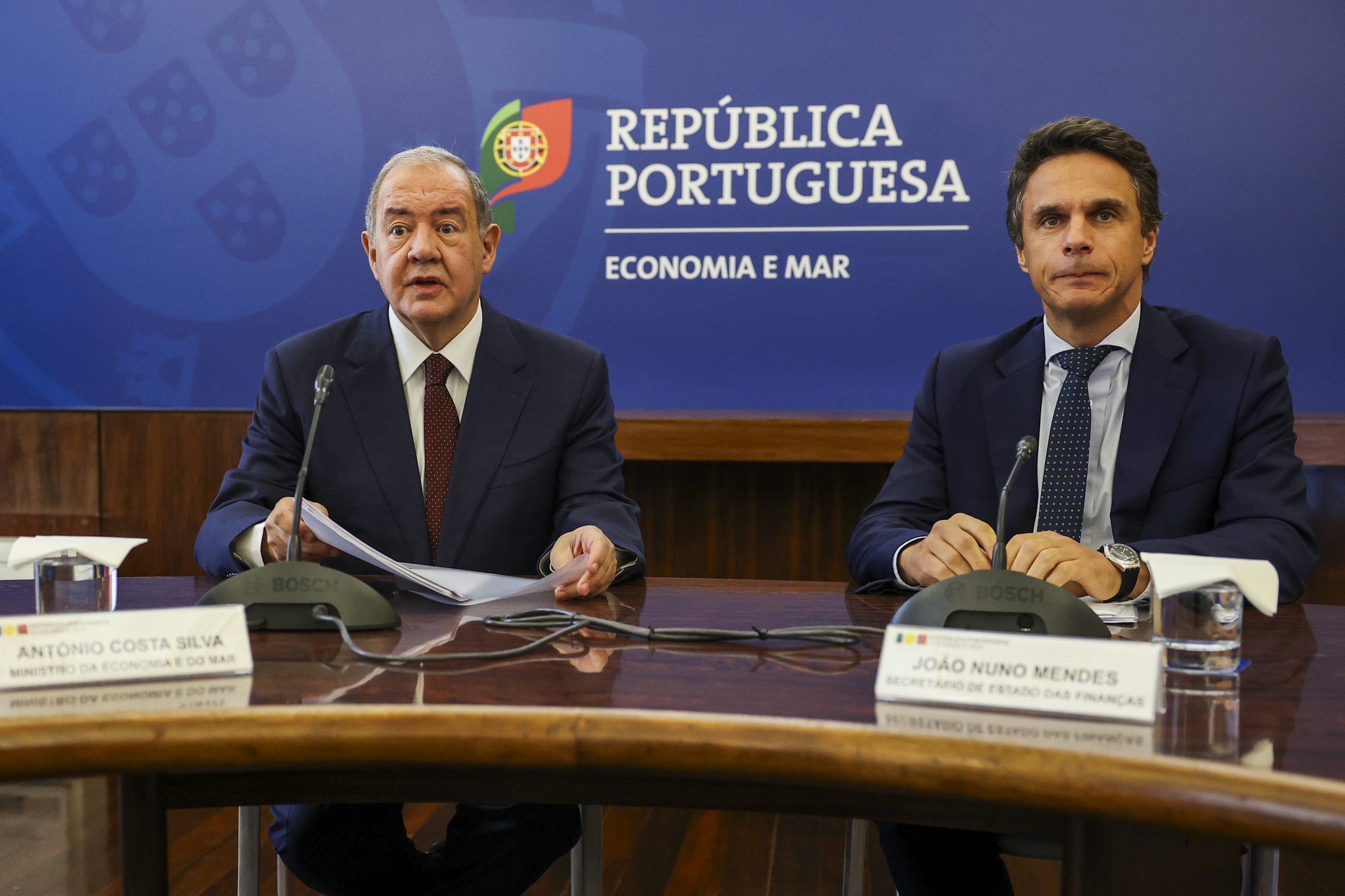 Estado injeta mais 160 milhões de euros na Efacec mas fecho da venda “é dia feliz”