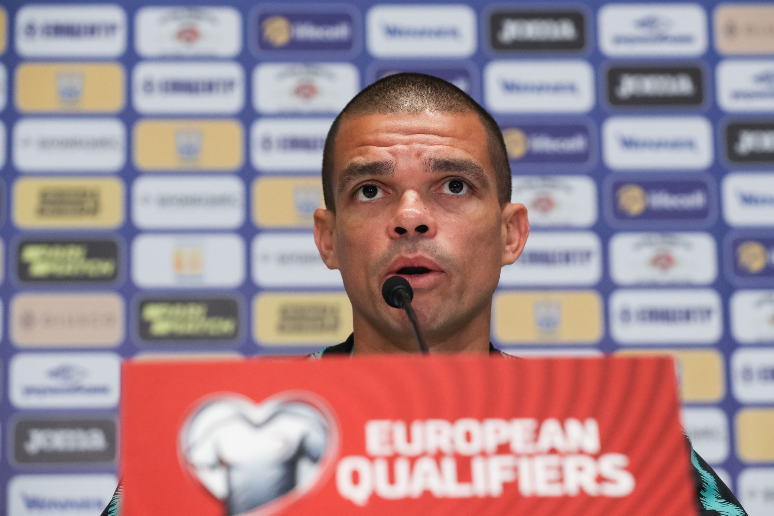 Euro2020: Defesas João Cancelo e Domingos Duarte substituem Pepe e Nélson Semedo