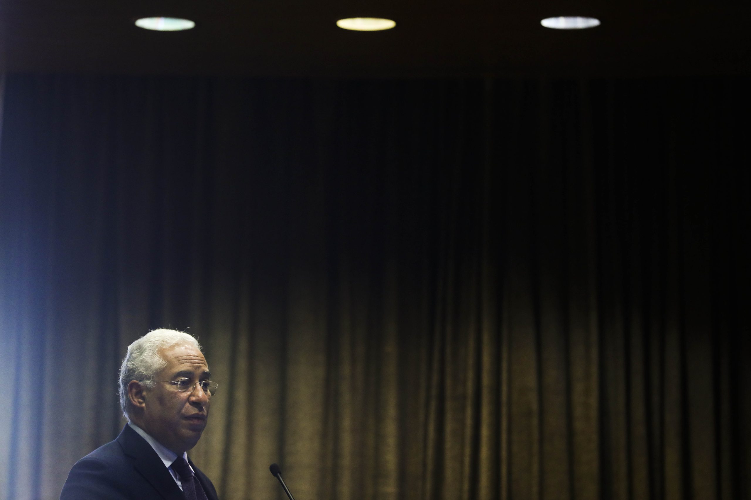 PEC: fiscalista diz que medida não compensa aumento do salário mínimo e beneficia empresas pouco saudáveis