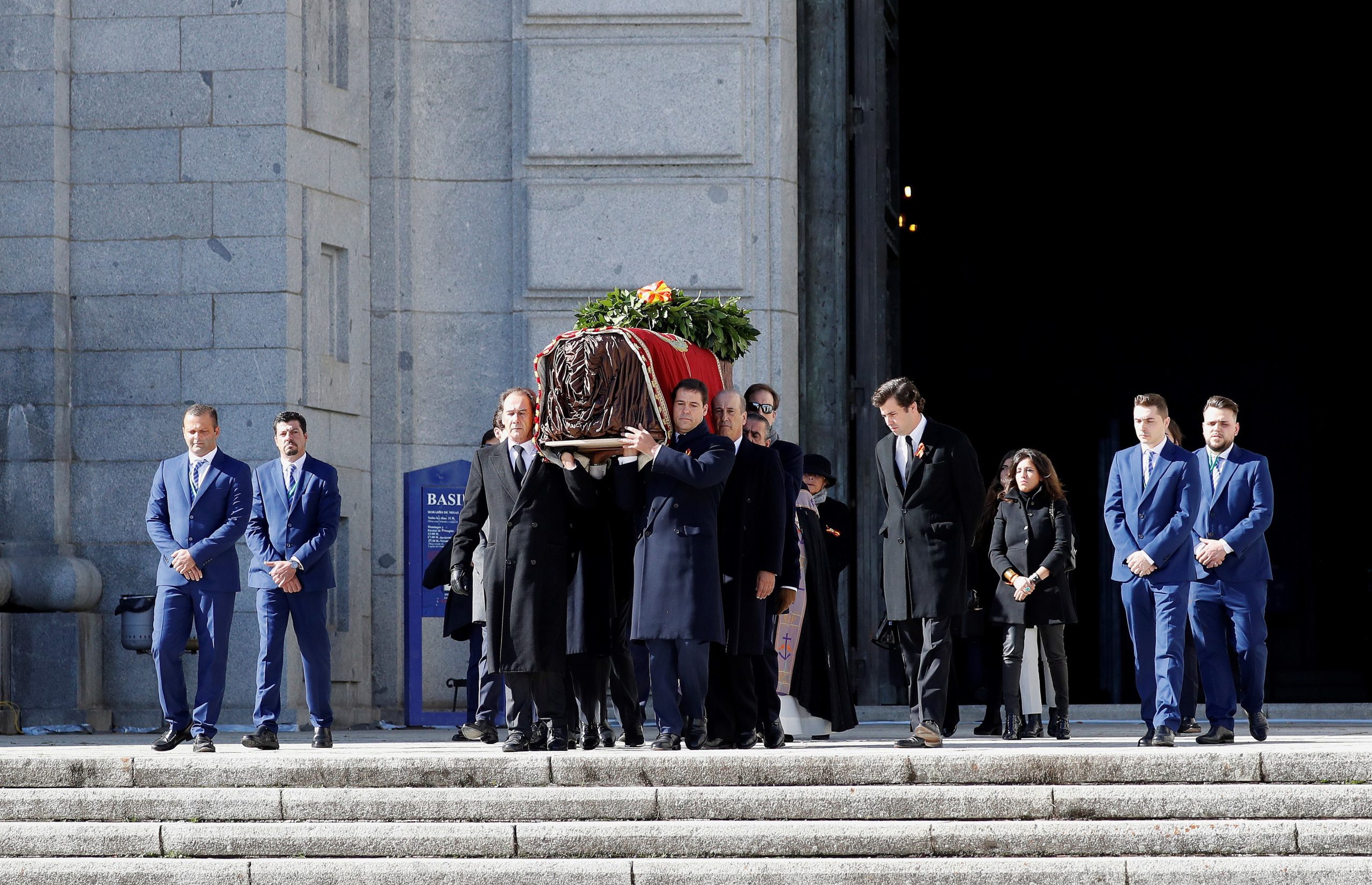 Espanha. Restos mortais de Franco foram exumados do Vale dos Caídos