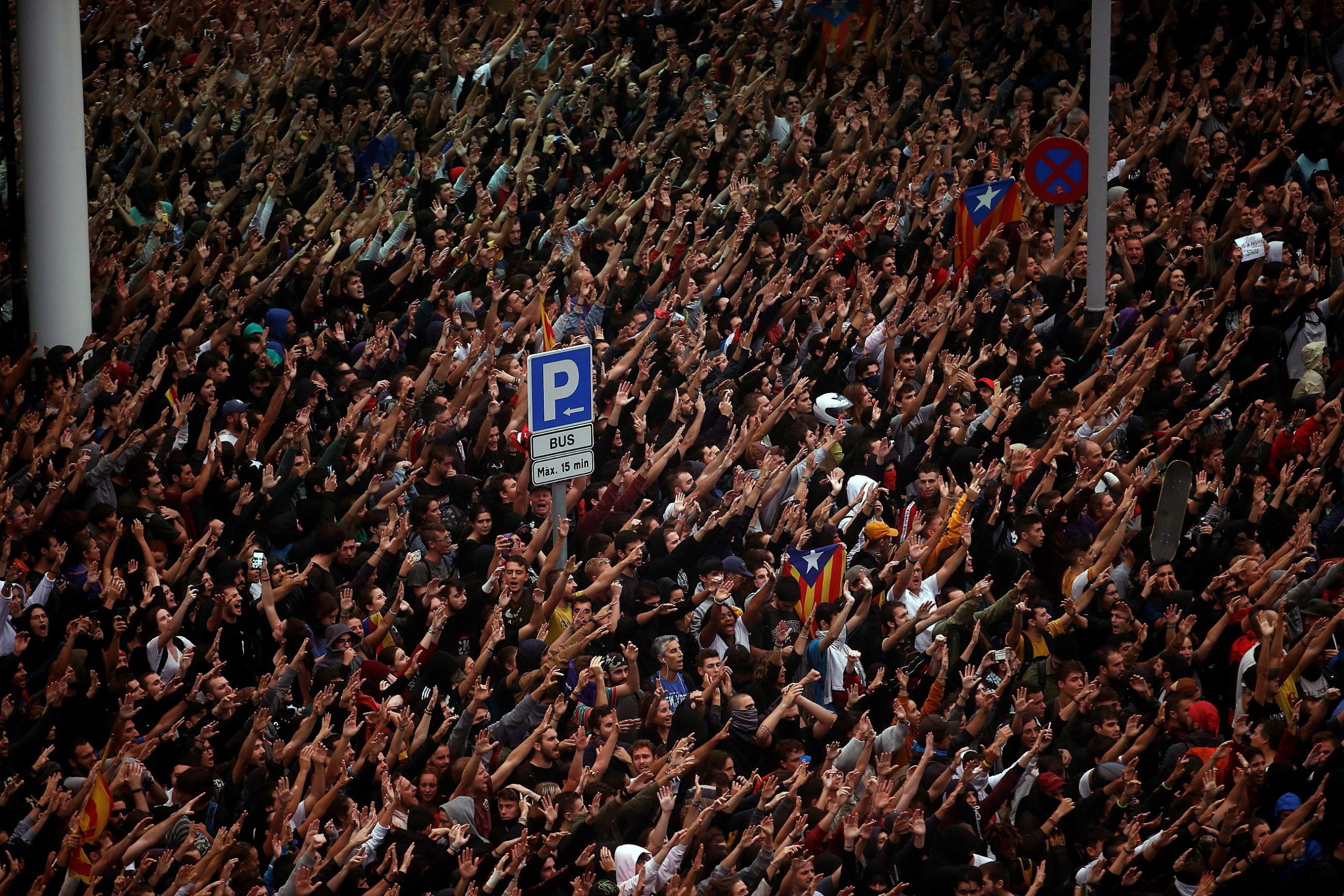 Catalunha. As imagens do protesto contra as condenações dos independentistas