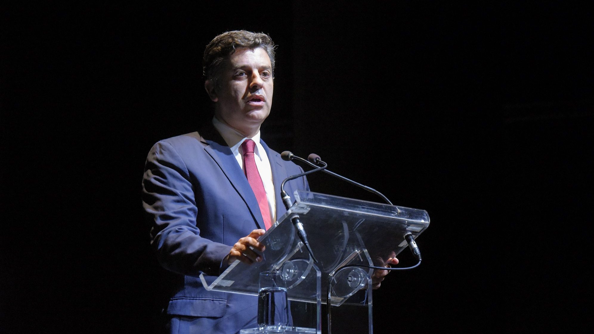 Caldeira Cabral sai com polémica escolha para vogal da ERSE acesa
