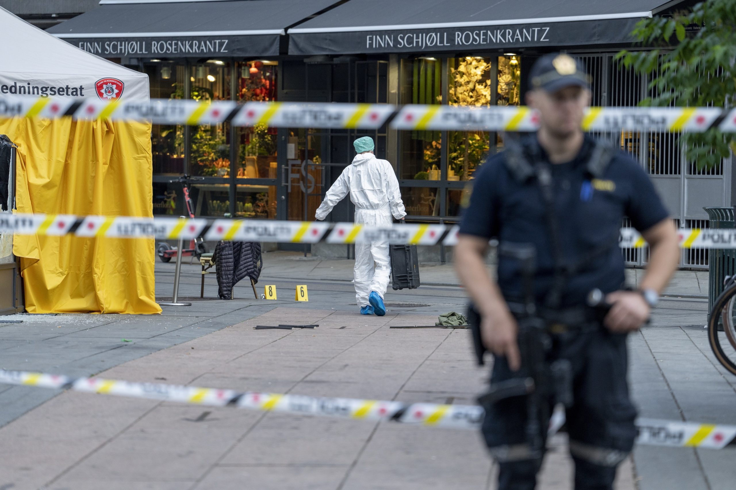 Polícia norueguesa trata tiroteio de Oslo como ato terrorista. Marcha do Orgulho LGBT cancelada