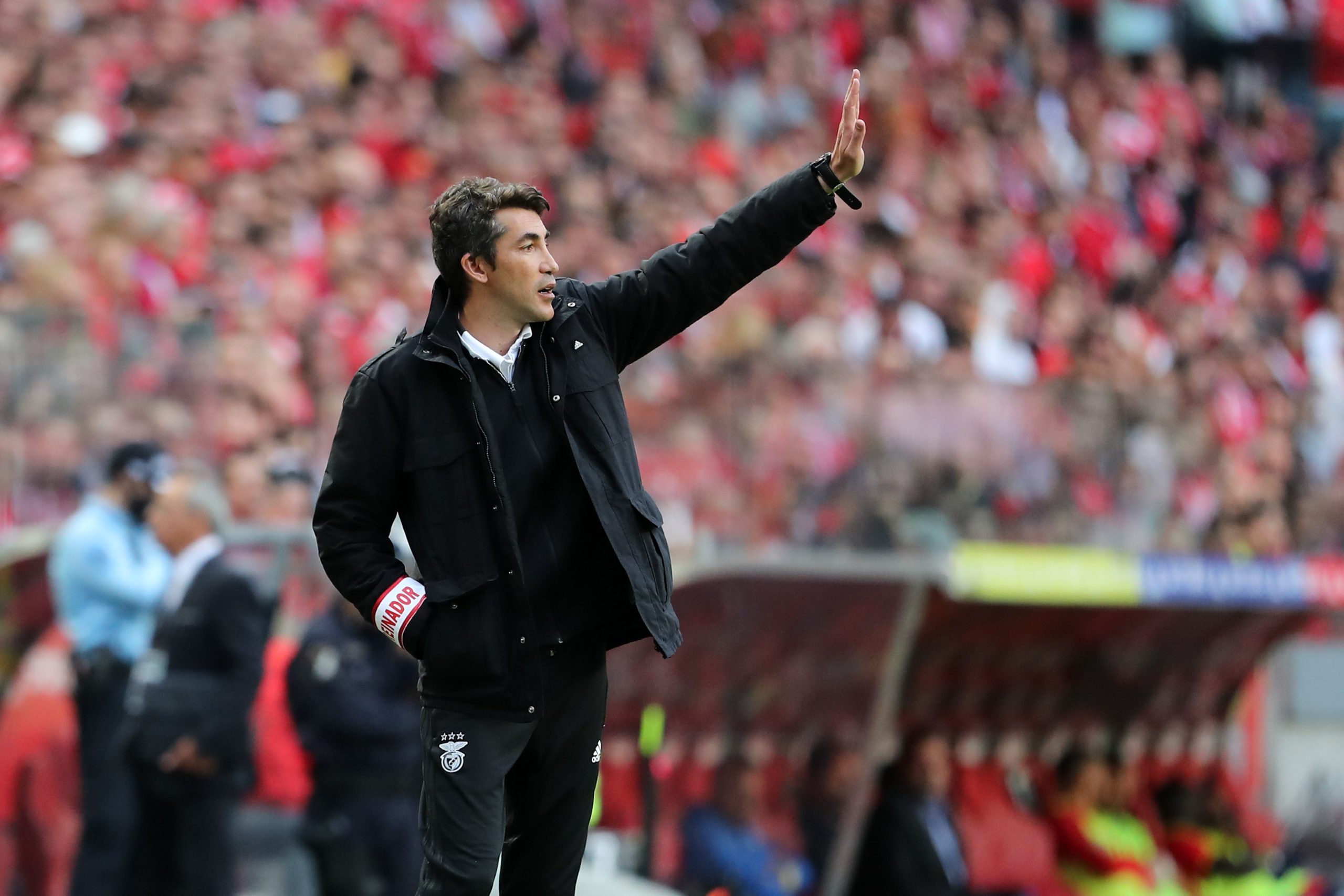 Bruno Lage diz que é preciso começar a prender os desordeiros no futebol