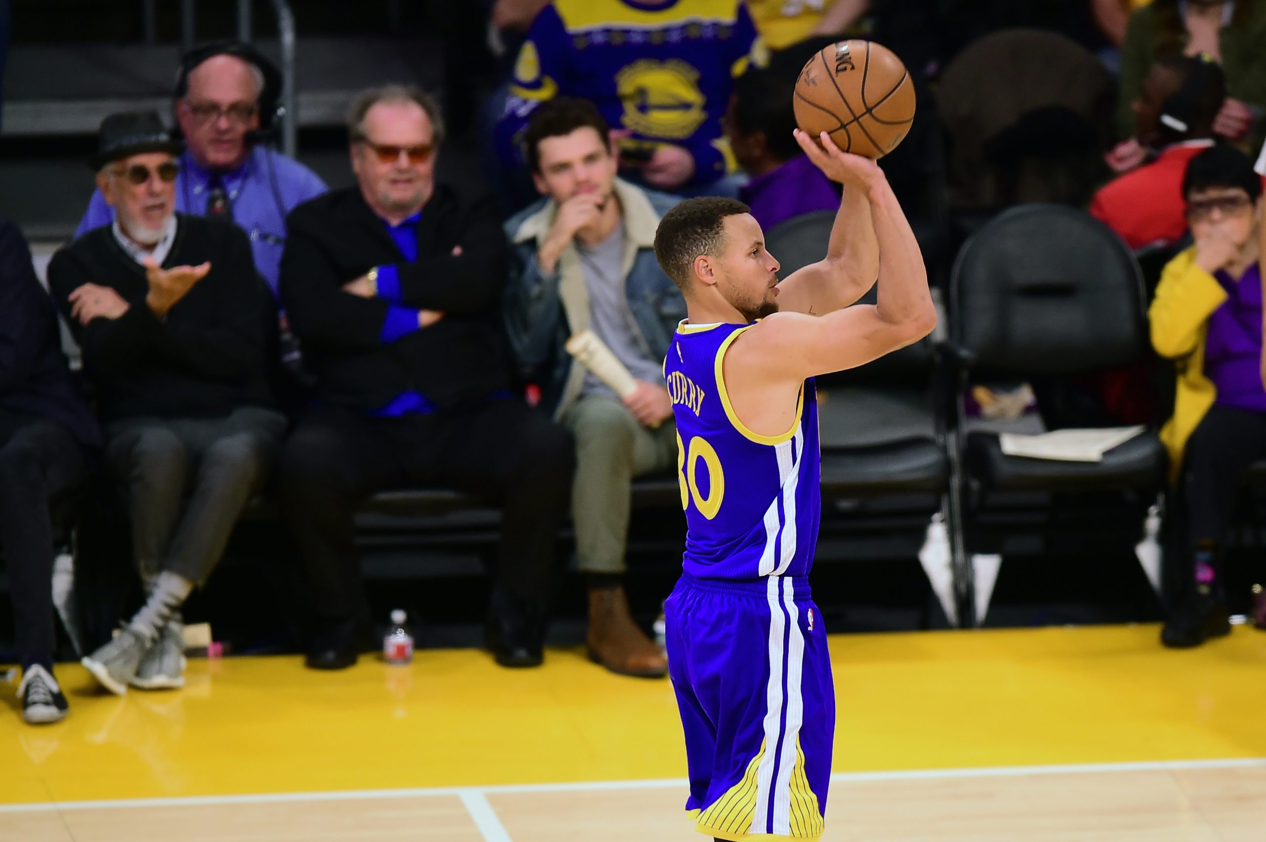 Warriors garantem presença na segunda ronda dos ‘play-offs’ da NBA