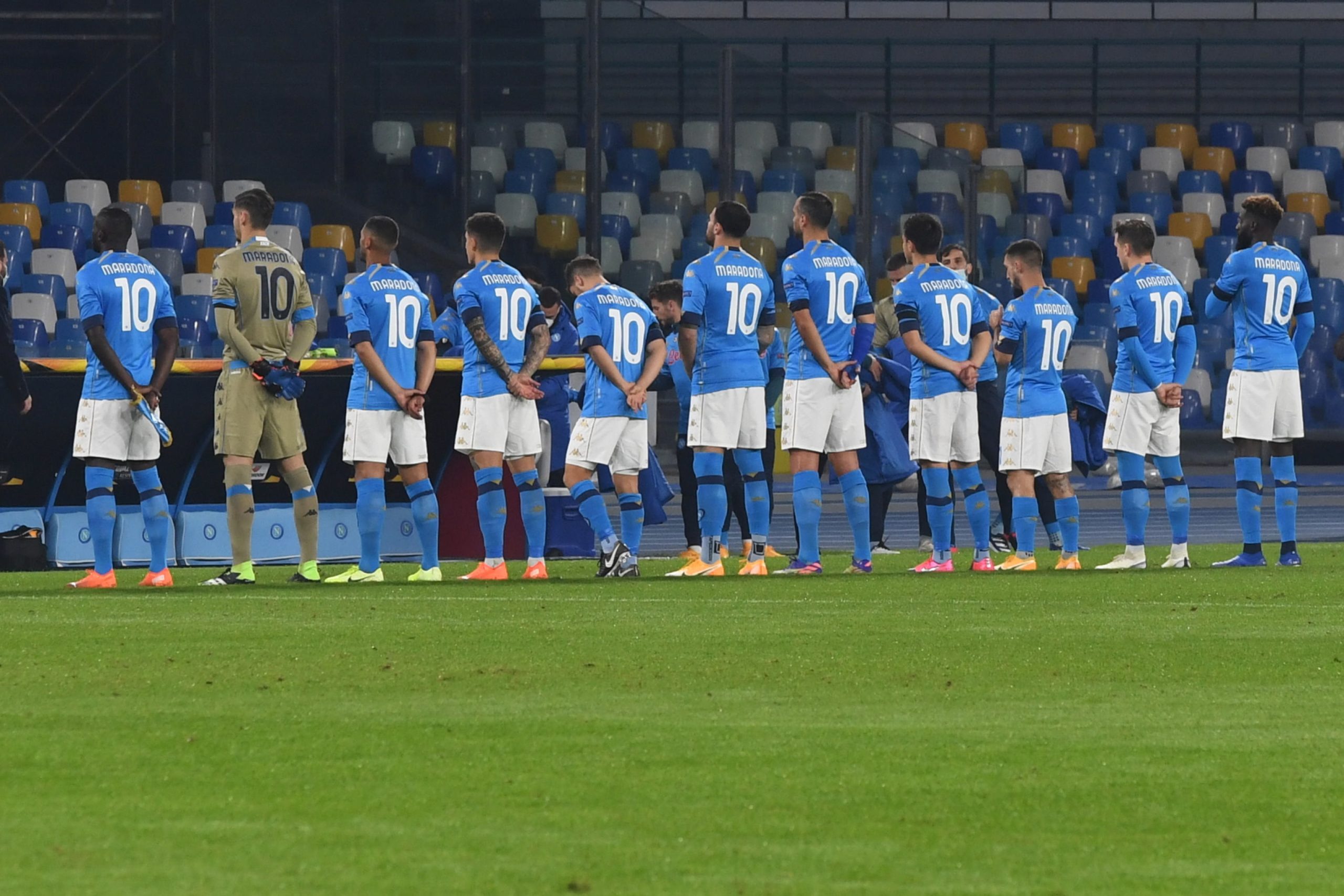 Maradona: Jogadores do Nápoles entraram no San Paolo com a ’10’ nas costas