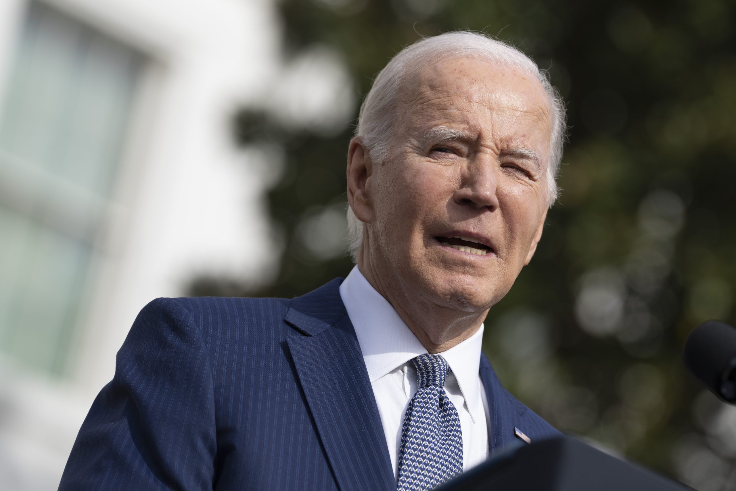 Sem Trump “não sei se me candidataria” em 2024, diz Biden