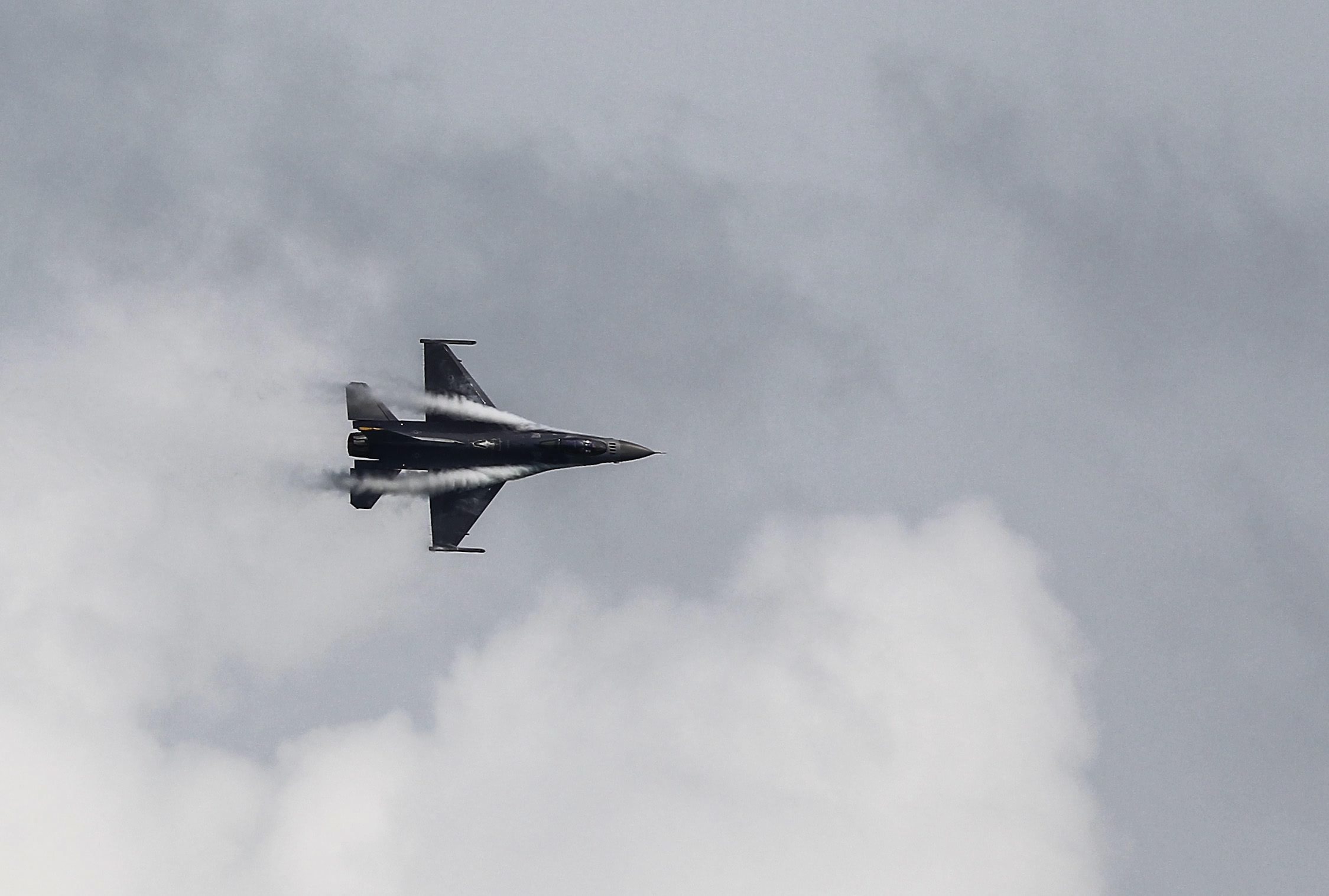 Força Aérea transportou um recém-nascido de emergência dos Açores para Lisboa