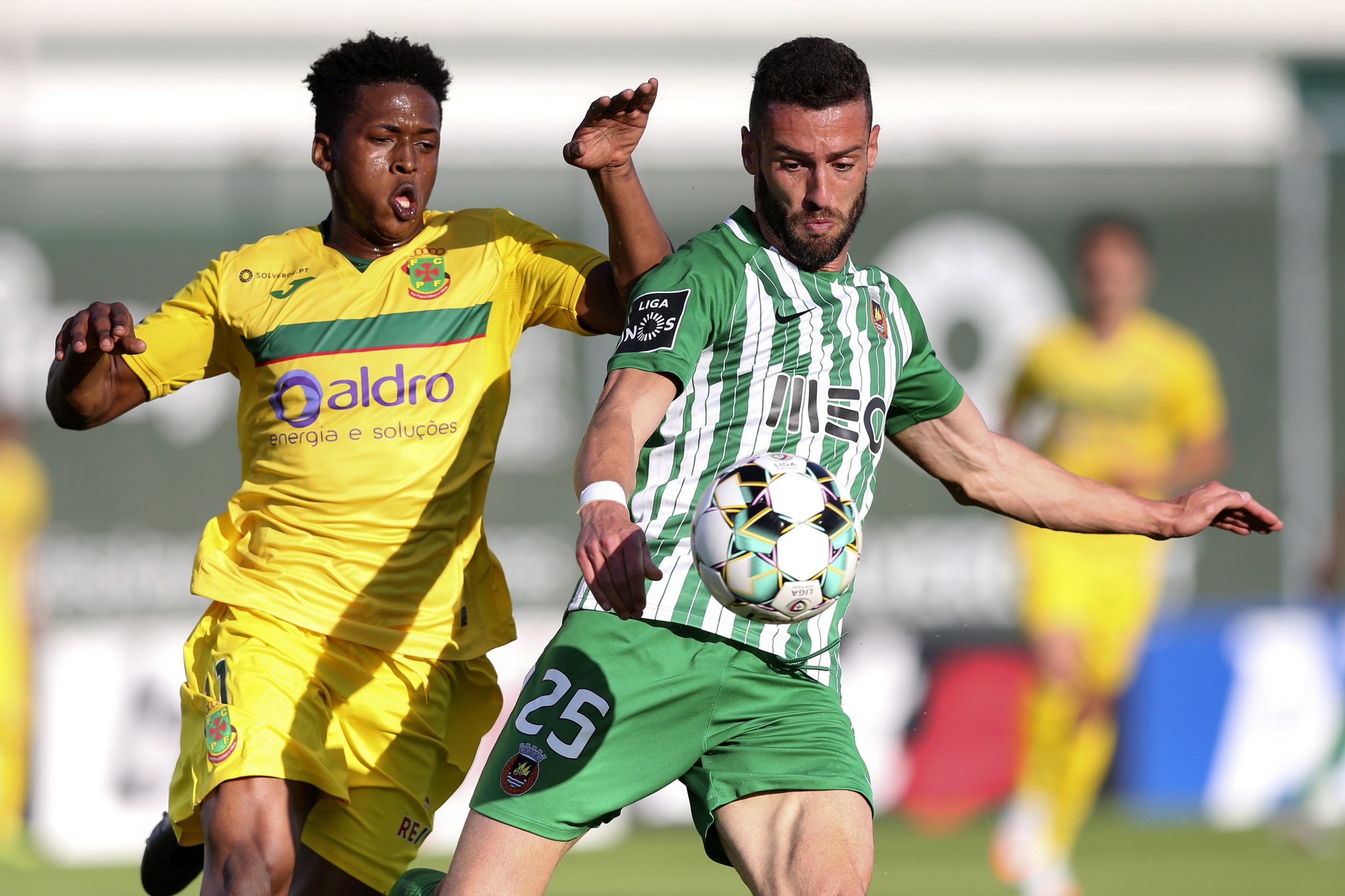 Rio Ave e Paços de Ferreira ‘anulam-se’ e estendem série negativa na I Liga