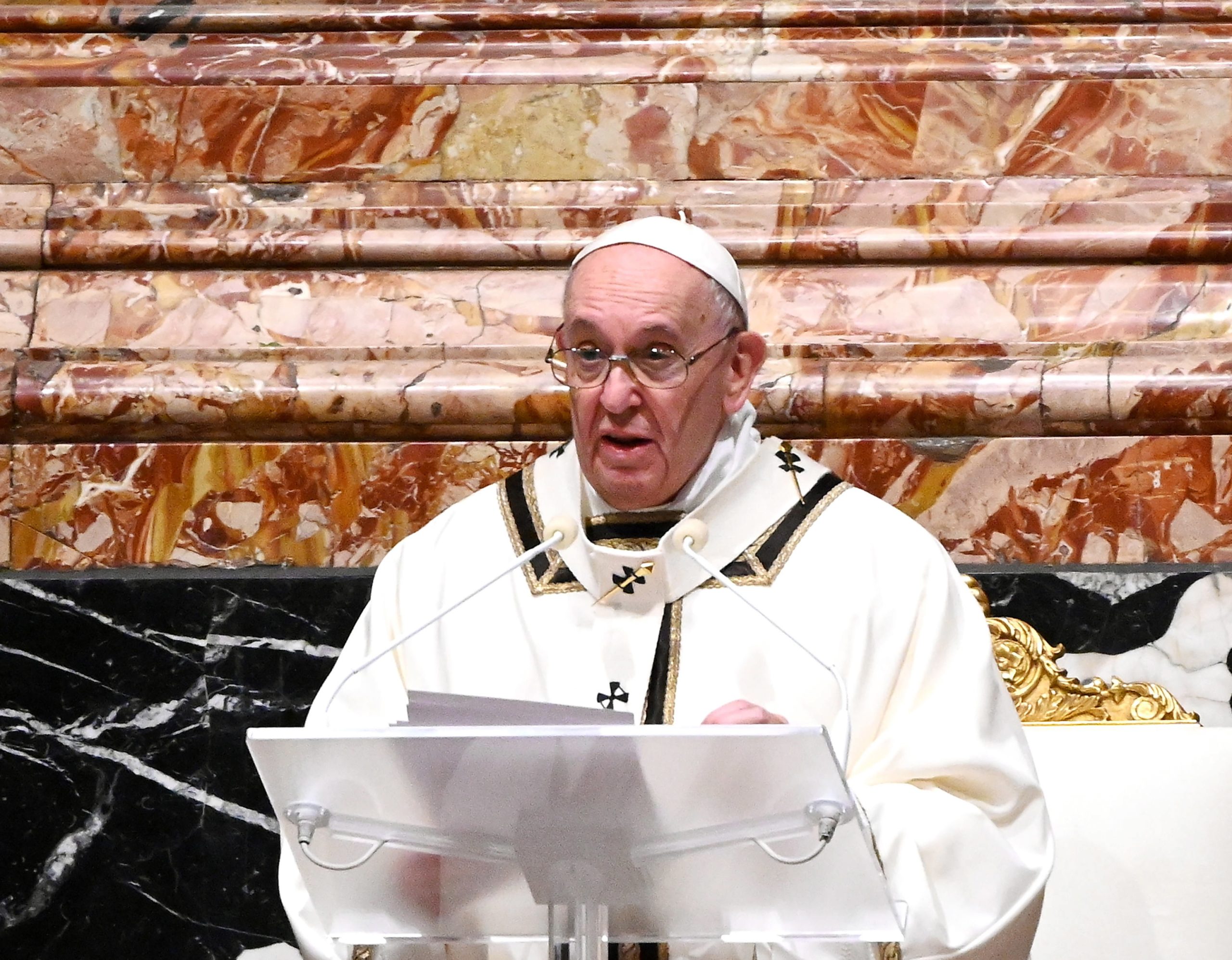 Papa apela à “fraternidade” e pede vacina para todos