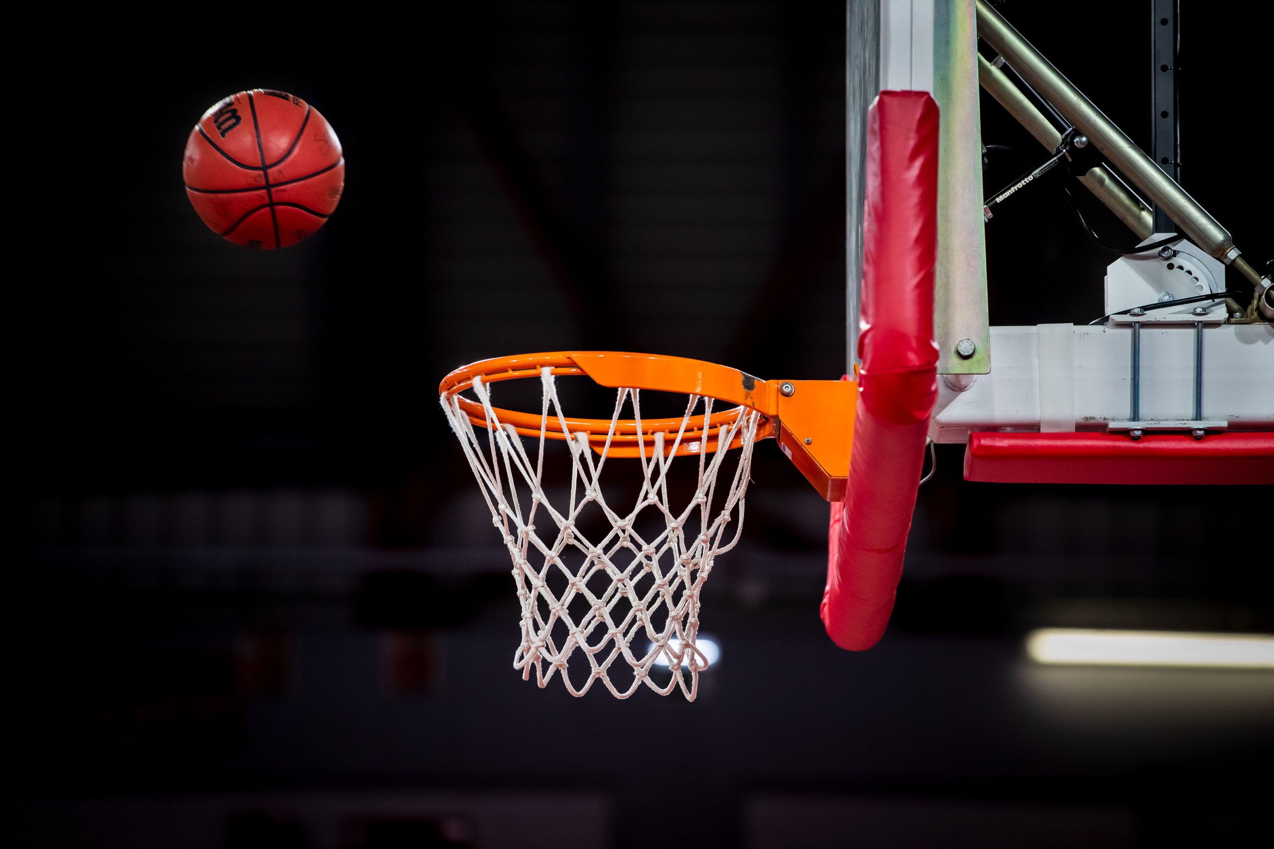Sporting falha ‘oitavos’ da Taça da Europa de basquetebol ao perder com húngaros