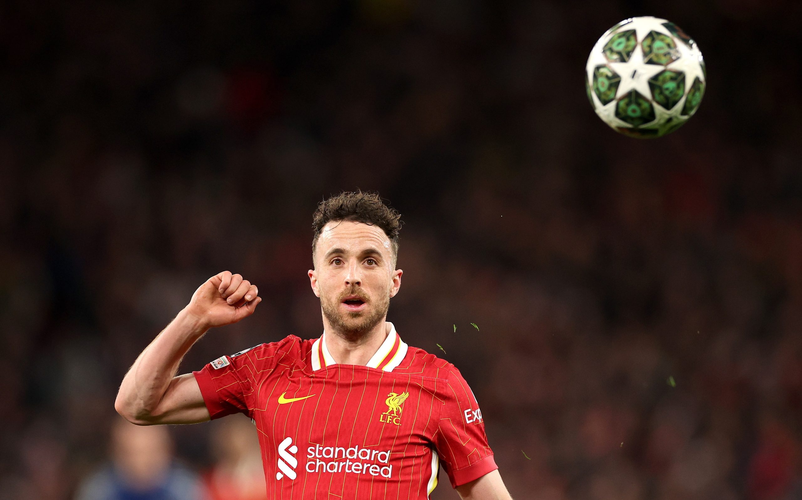 Filhos de Diogo Jota entram em campo em homenagem ao jogador