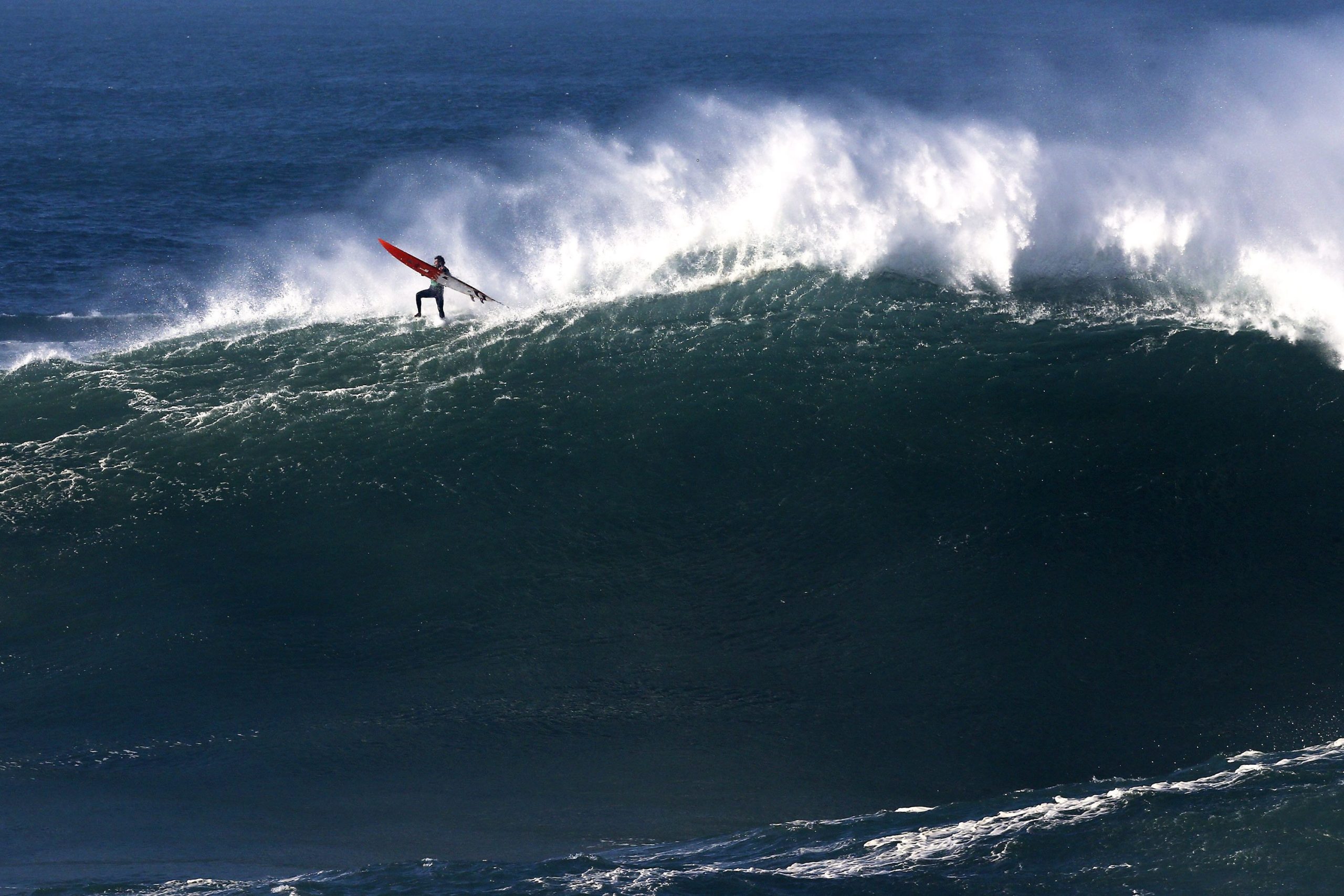 Surf é desporto, é turismo e negócio para Portugal
