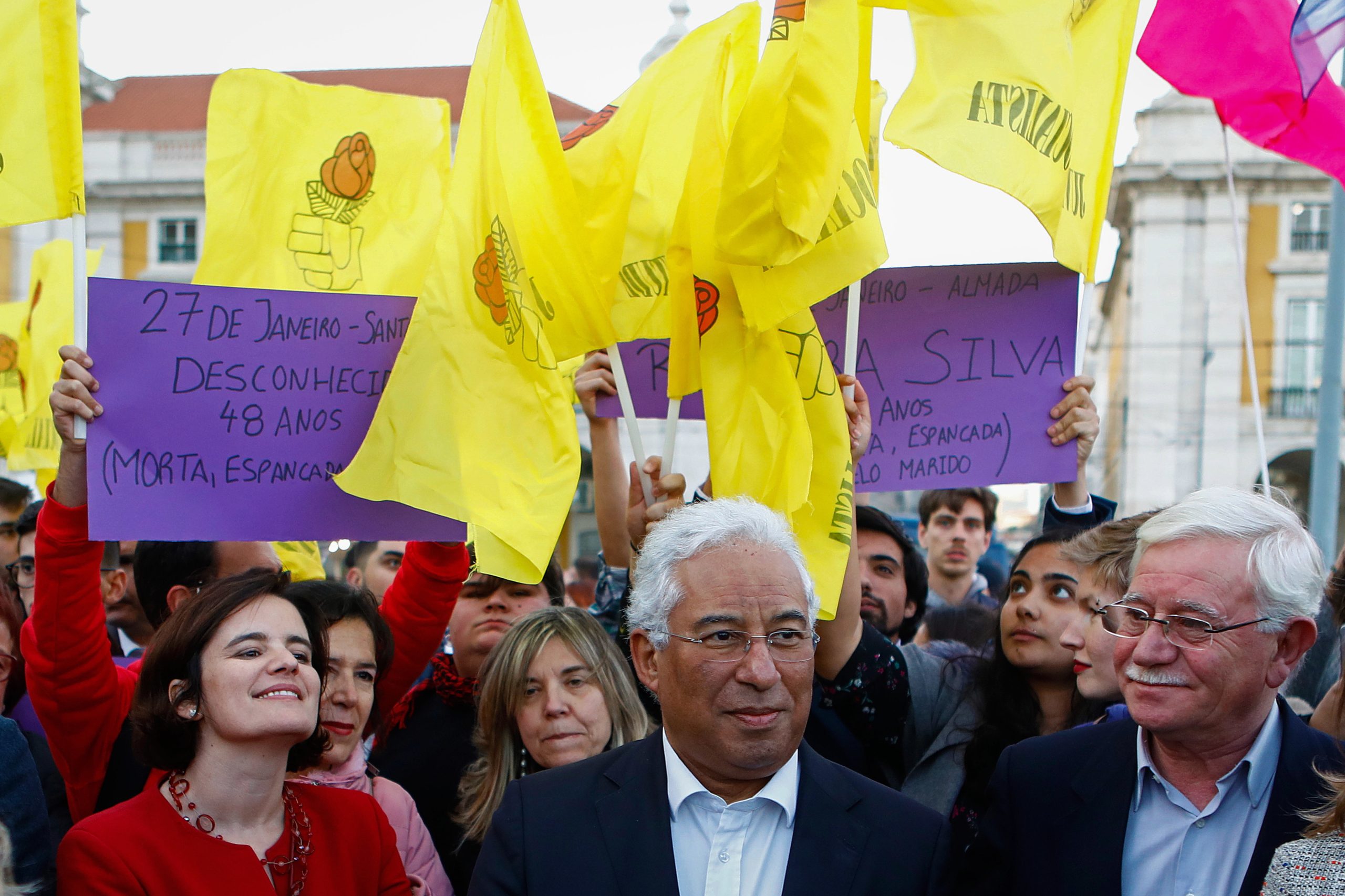 Violência doméstica: António Costa assinala que sociedade deve “gritar nas ruas” que não aceita