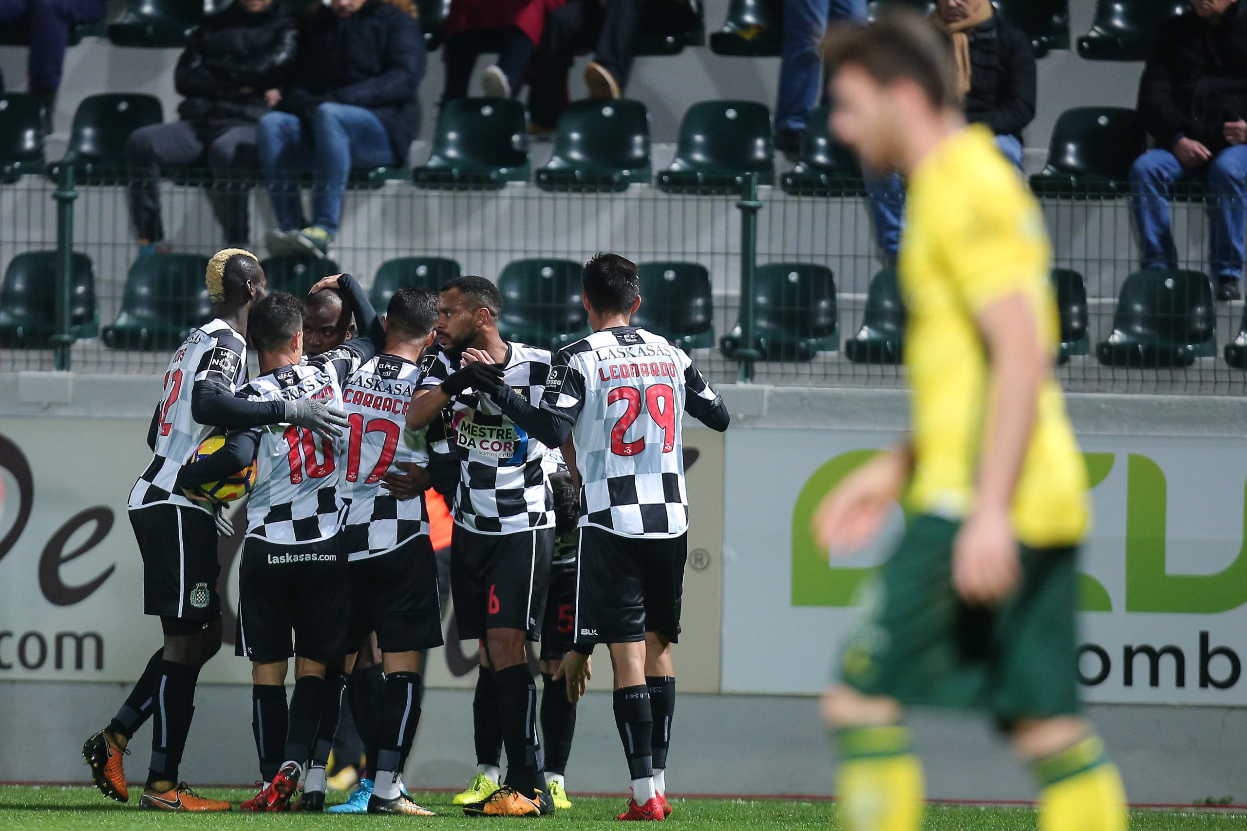 Boavista vira resultado e vence em Paços de Ferreira