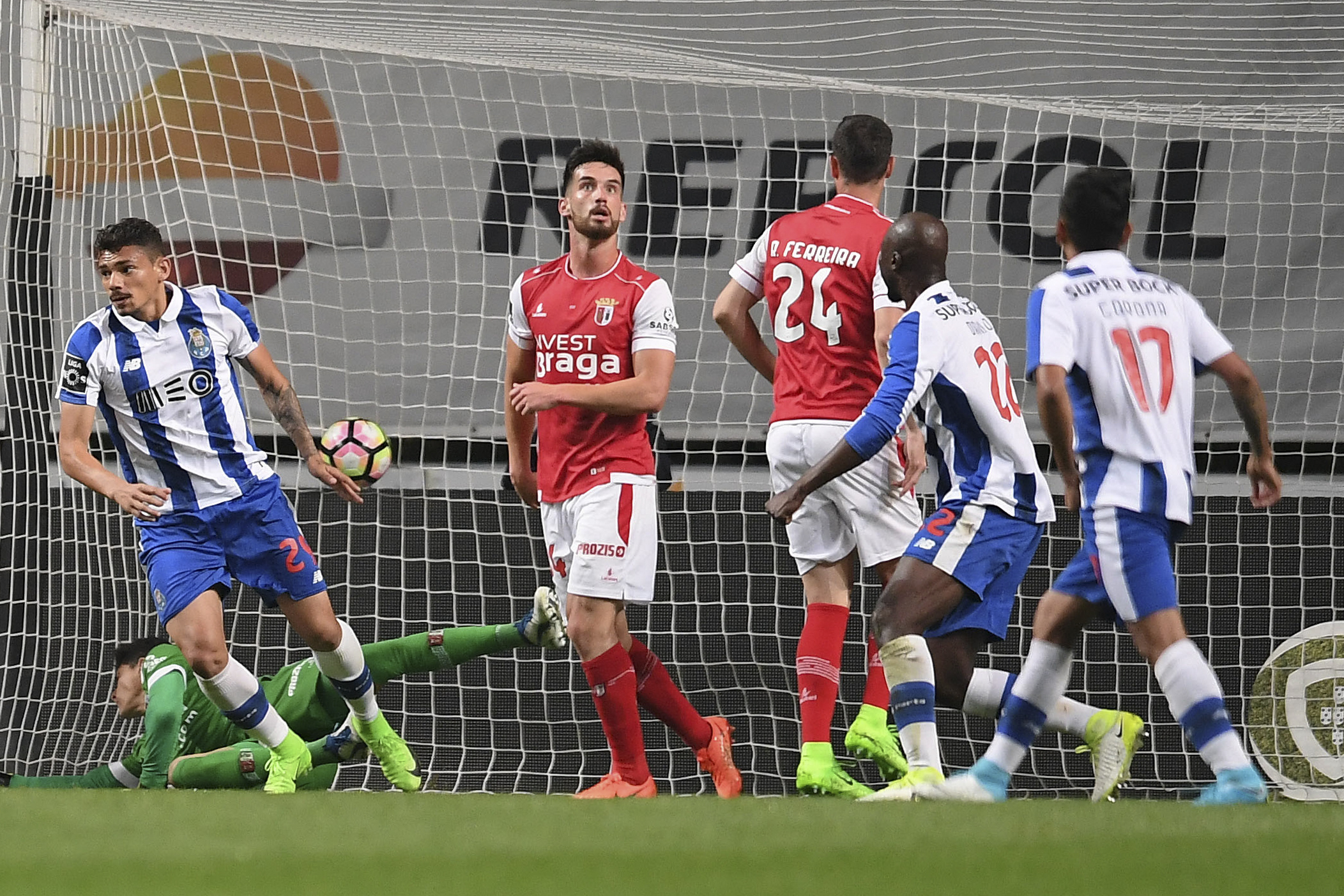 Sporting de Braga diz que Pinto da Costa desconsiderou o clube