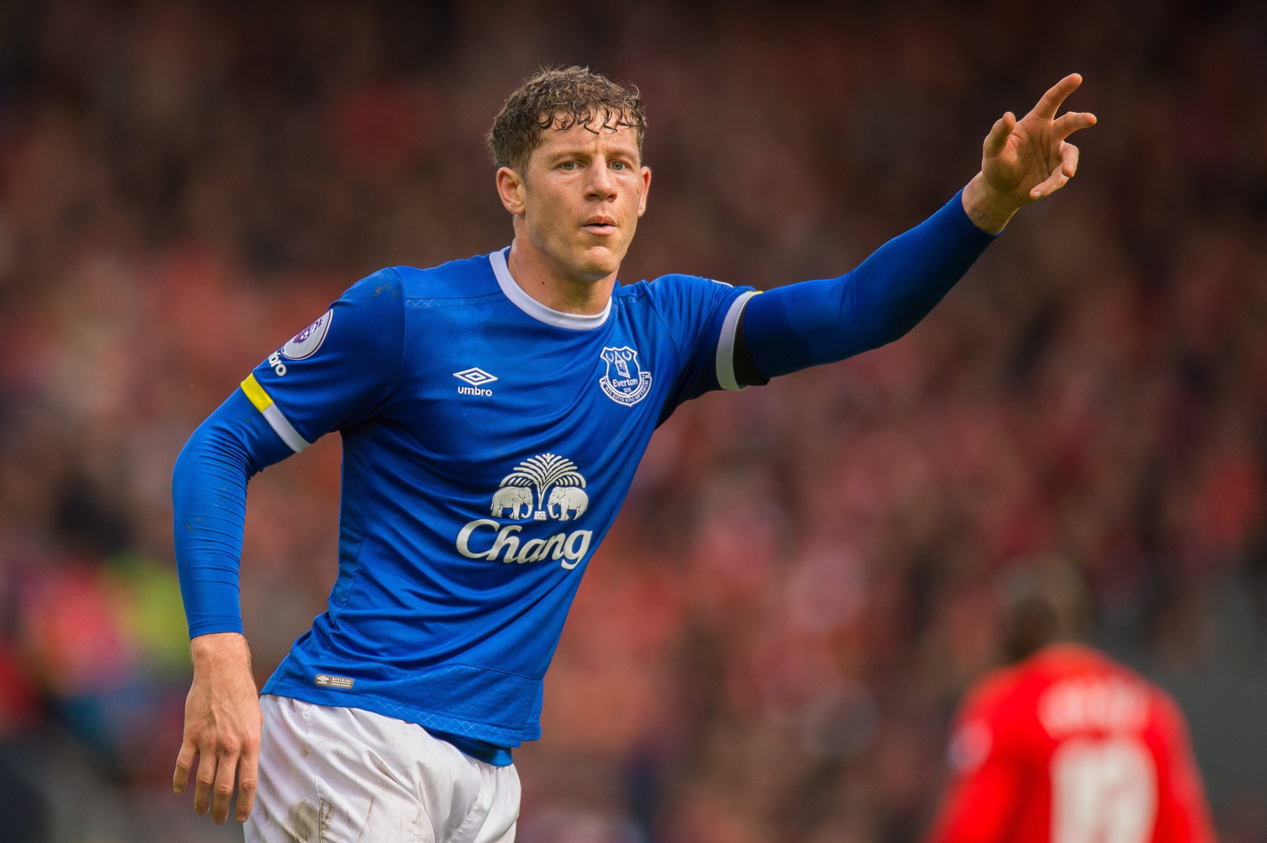 Everton e Chelsea chegam a acordo para transferência de Ross Barkley