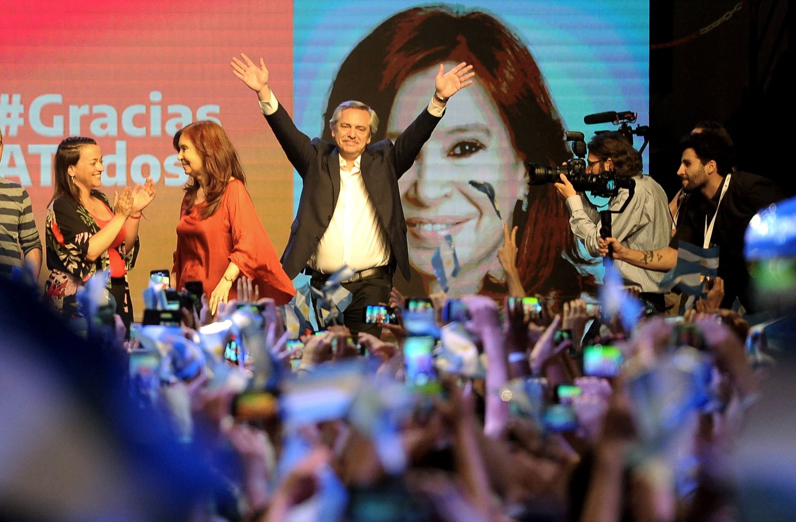 Presidente eleito na Argentina pede a liberdade de Lula e Bolsonaro rejeita cumprimentá-lo
