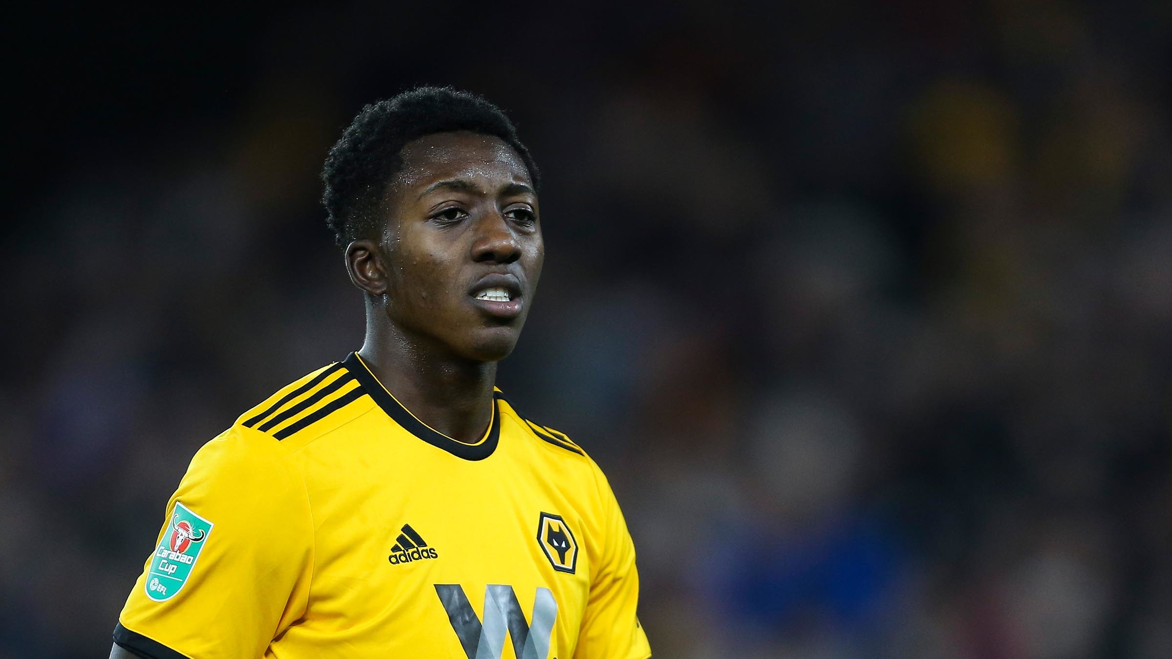 Avançado inglês do Wolverhampton emprestado ao Famalicão