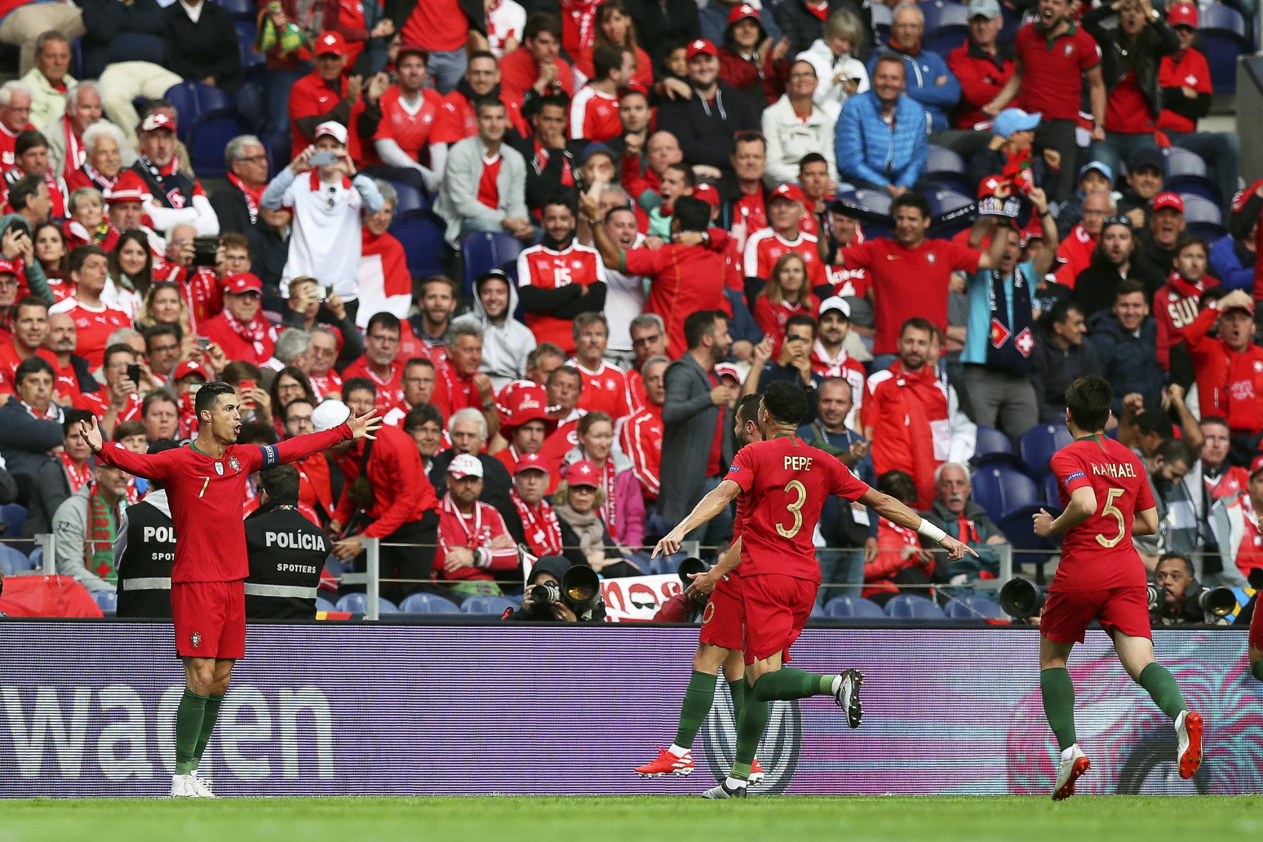 Portugal faz o último treino antes da final da Liga das Nações com a Holanda