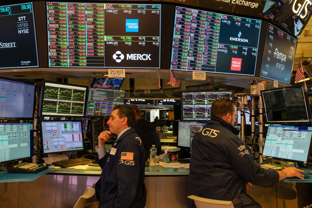 Como é que o Covid-19 “infetou” a economia?