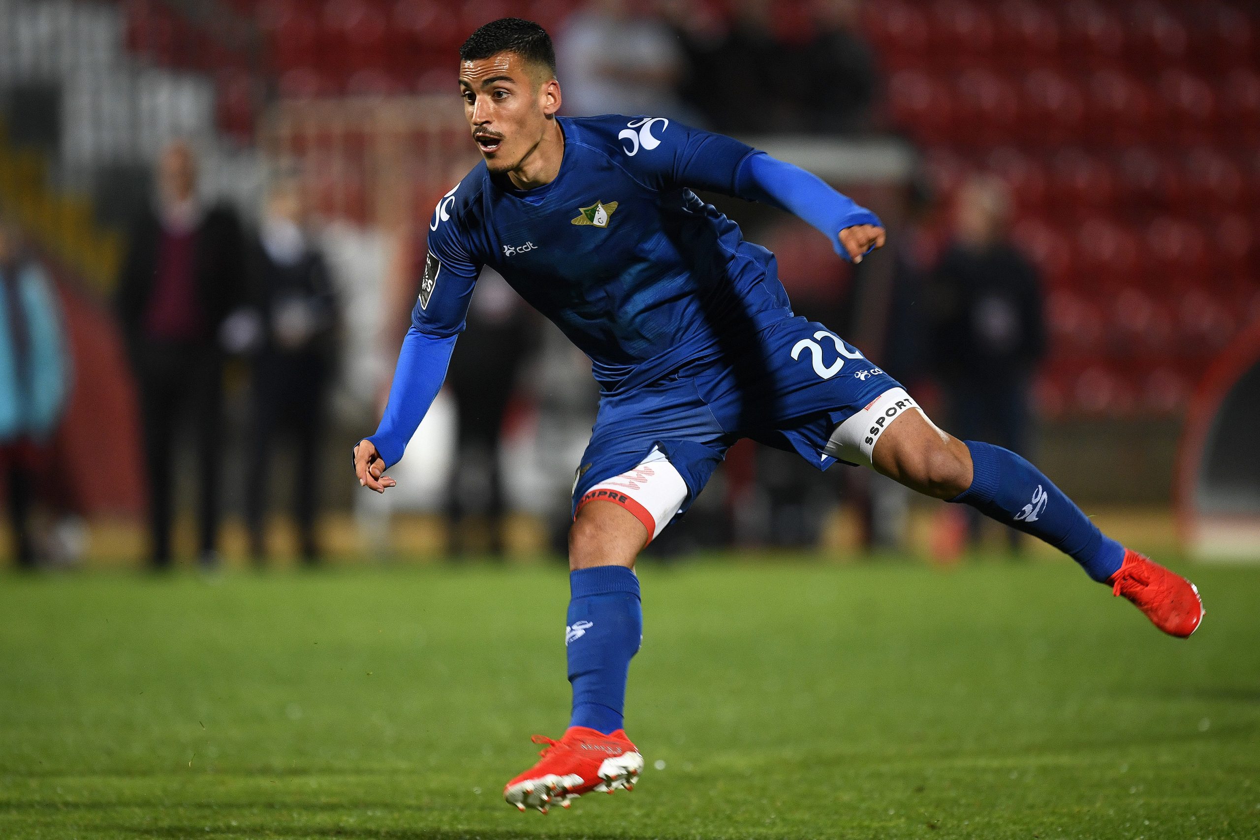 Golo de Chiquinho garante triunfo do Moreirense em casa do Desportivo das Aves