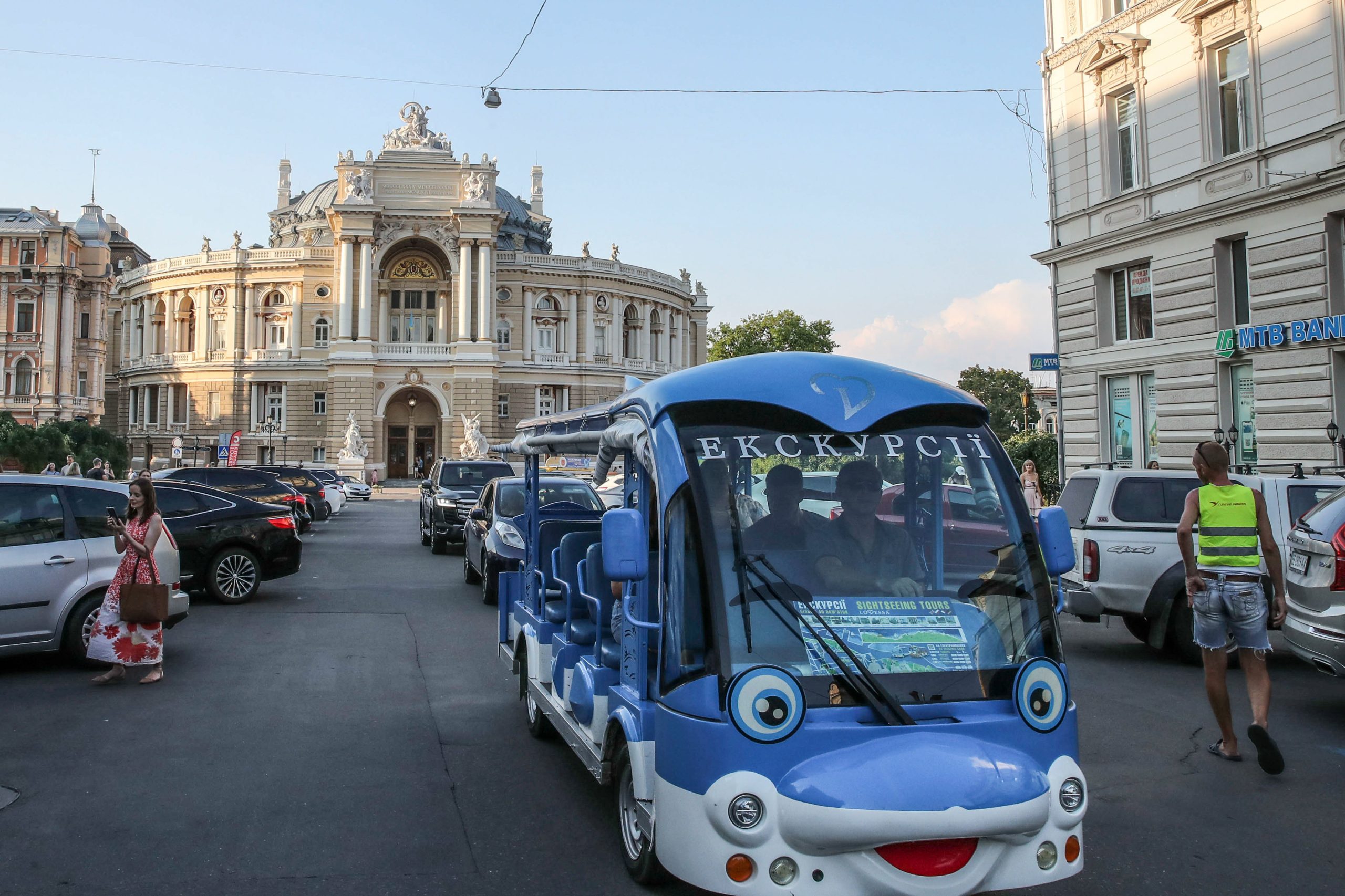 Ataque a Odessa atingiu Catedral da Transfiguração com 200 anos. UNESCO condena “ataques brutais” da Rússia