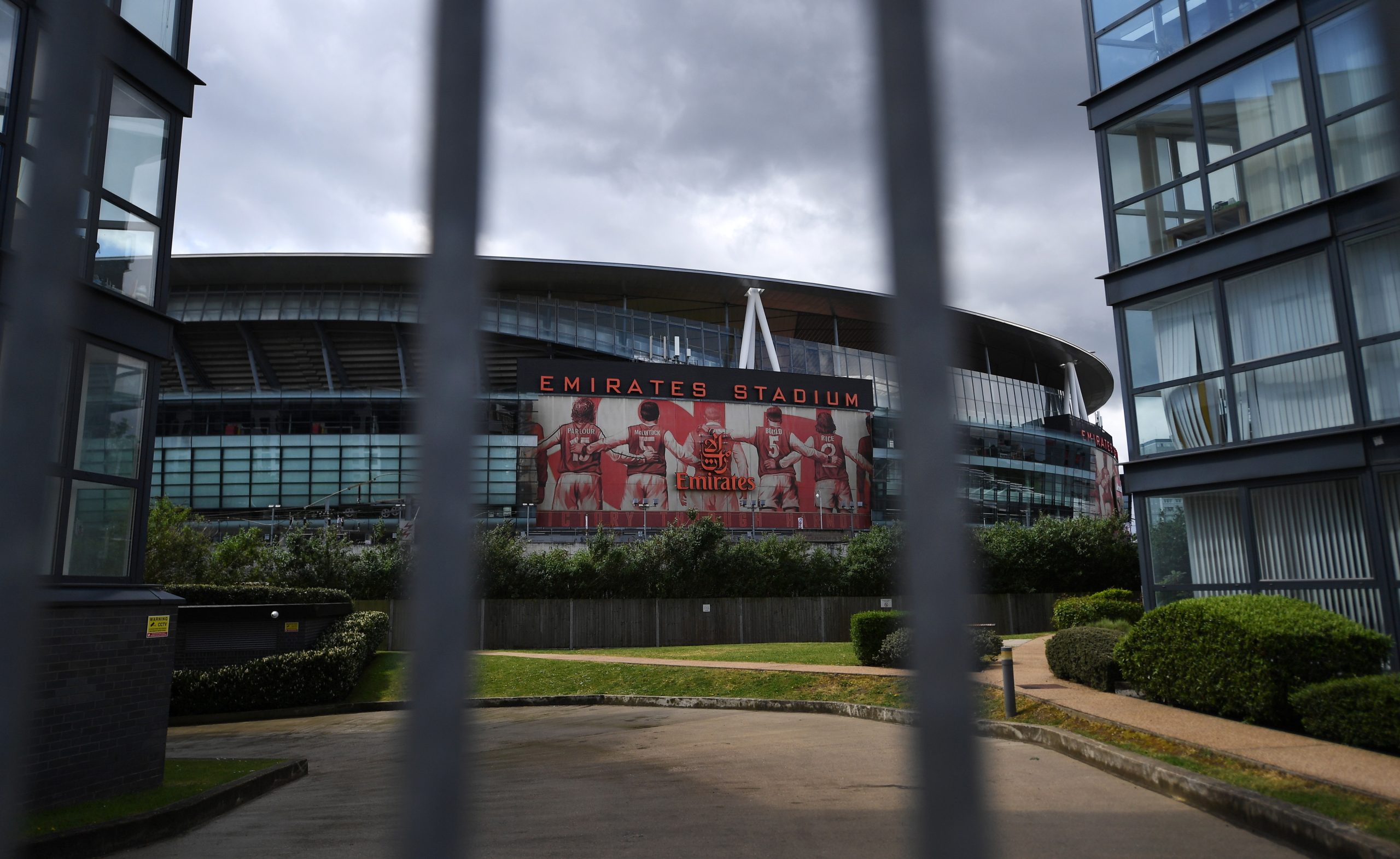 Premier League: A competição pode regressar ou não. De qualquer das formas, vai ser cobrada a fatura da paragem