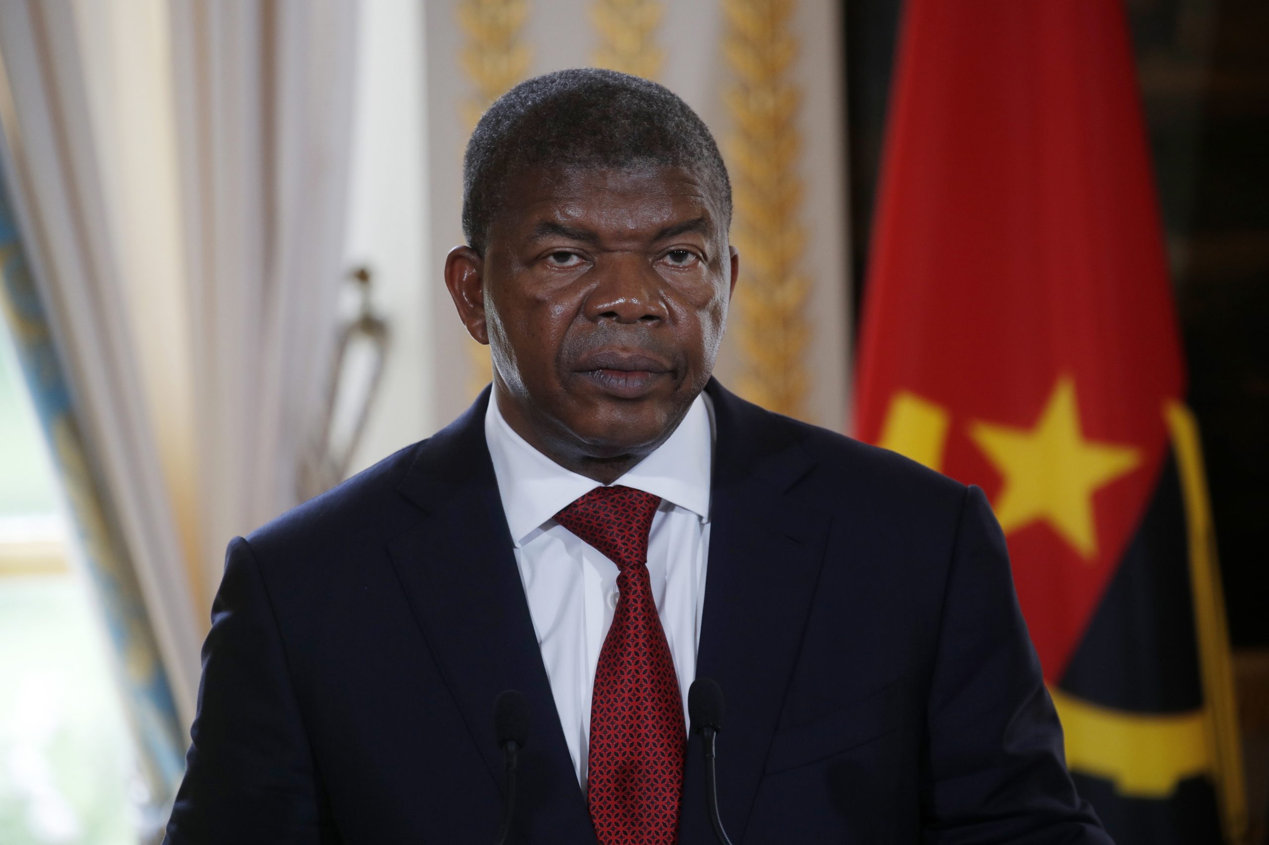 João Lourenço aprovado por aclamação como candidato a presidente do MPLA