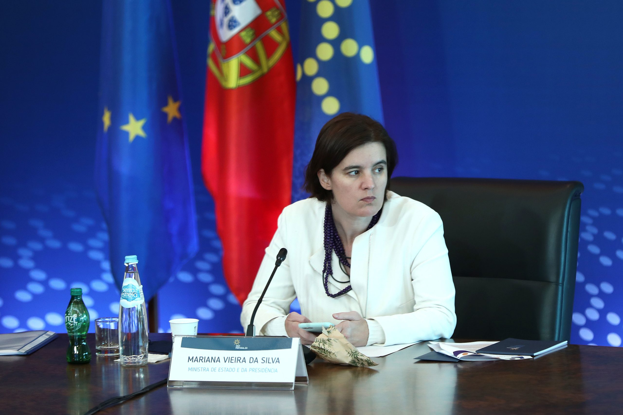 Covid-19: DGS e Infarmed fazem ainda hoje comunicação sobre vacina da AstraZeneca