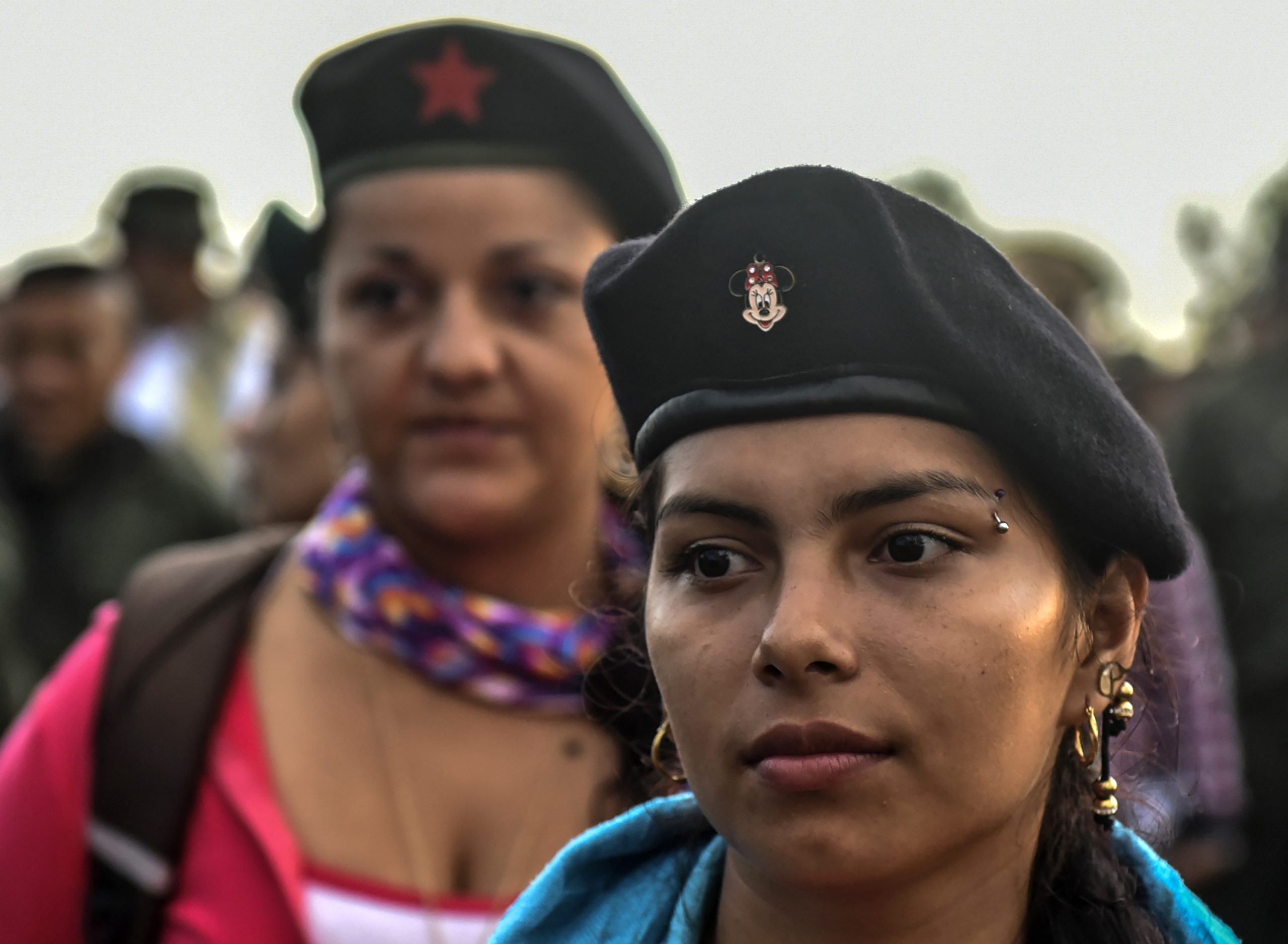 Che Guevara, ponchos, lenços e boinas: a moda guerrilheira das FARC