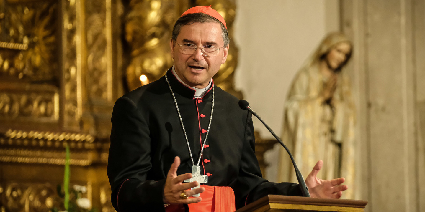 D. Américo Aguiar alerta para “vários perfis falsos” com o seu nome no Facebook