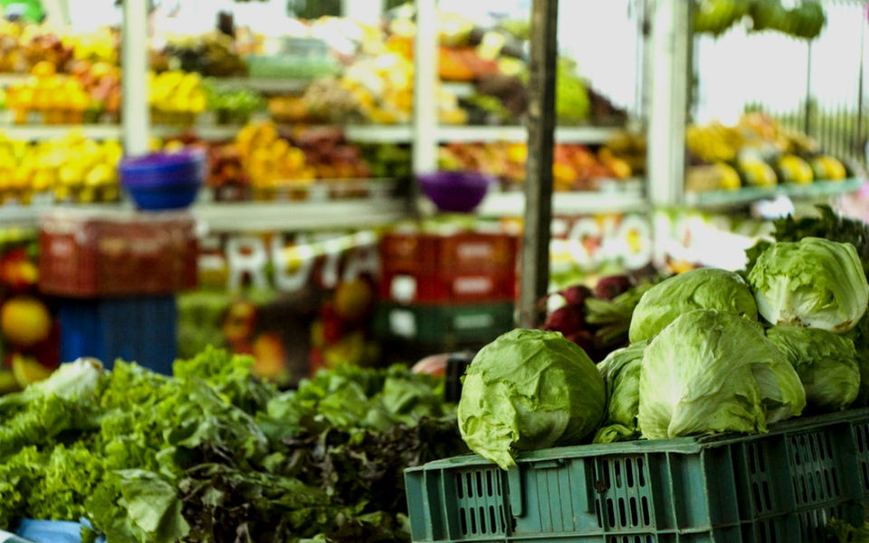 Supermercados, hipermercados e armazéns: trabalhadores estão também hoje em greve por aumentos salariais