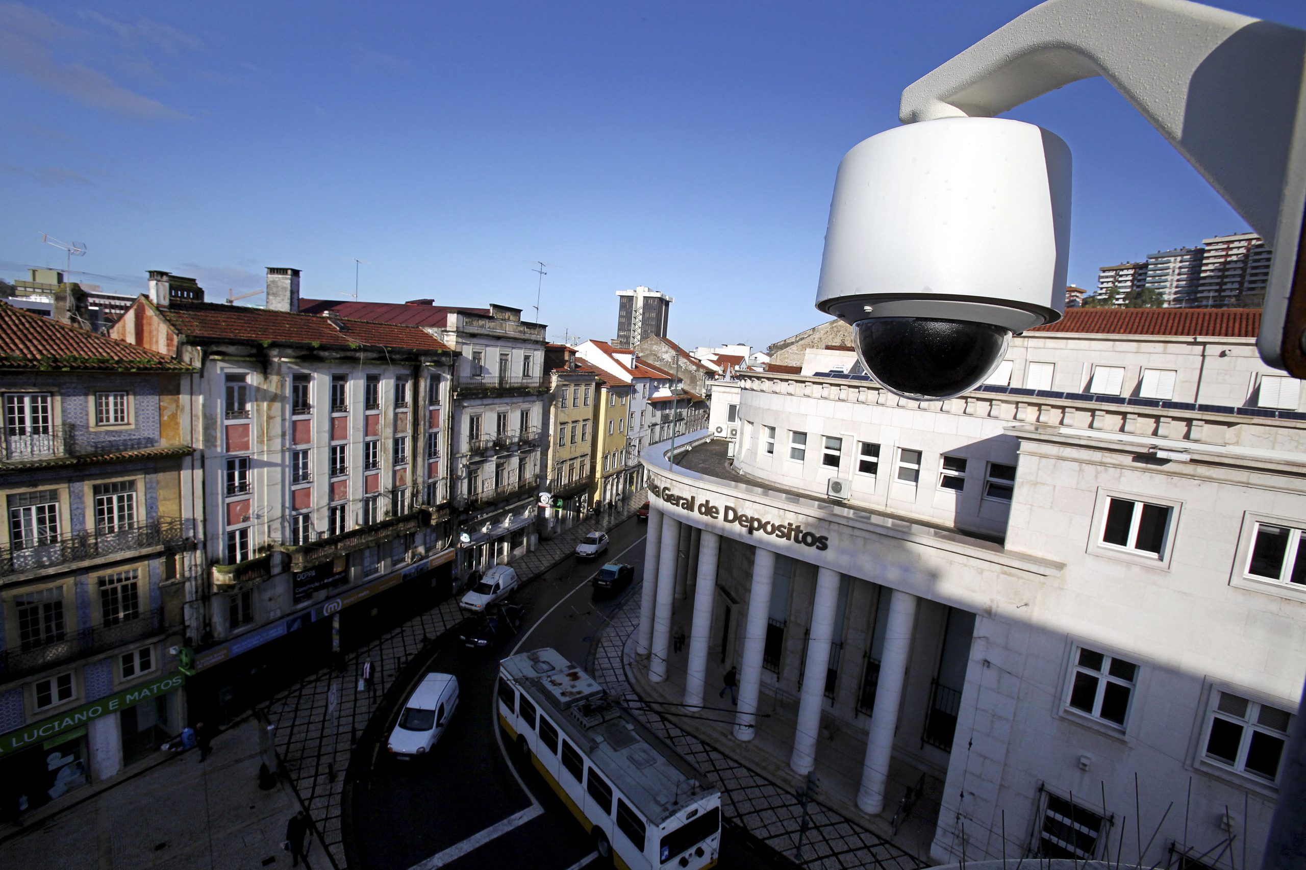 Bloco de Esquerda questiona Governo sobre videovigilância na Baixa de Coimbra