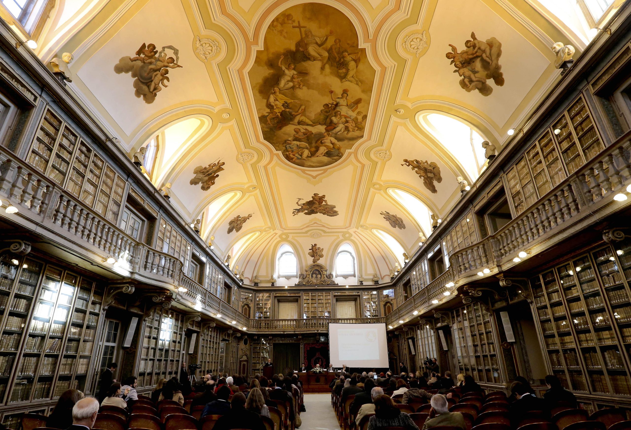 Academia das Ciências vai apresentar estudo para aperfeiçoar Acordo Ortográfico